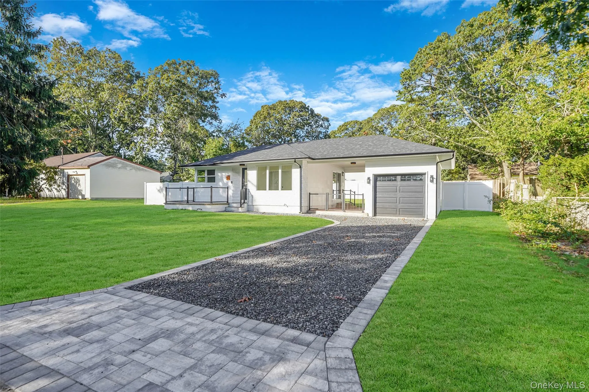 93 Royal Avenue, Riverhead, NY, 2 Bedrooms Bedrooms, 5 Rooms Rooms,1 BathroomBathrooms,Residential,For Rent,Royal,0,1009445 93 Royal Avenue, Riverhead, NY, 2 Bedrooms Bedrooms, 5 Rooms Rooms,1 BathroomBathrooms,Residential,For Rent,Royal,0,1009445