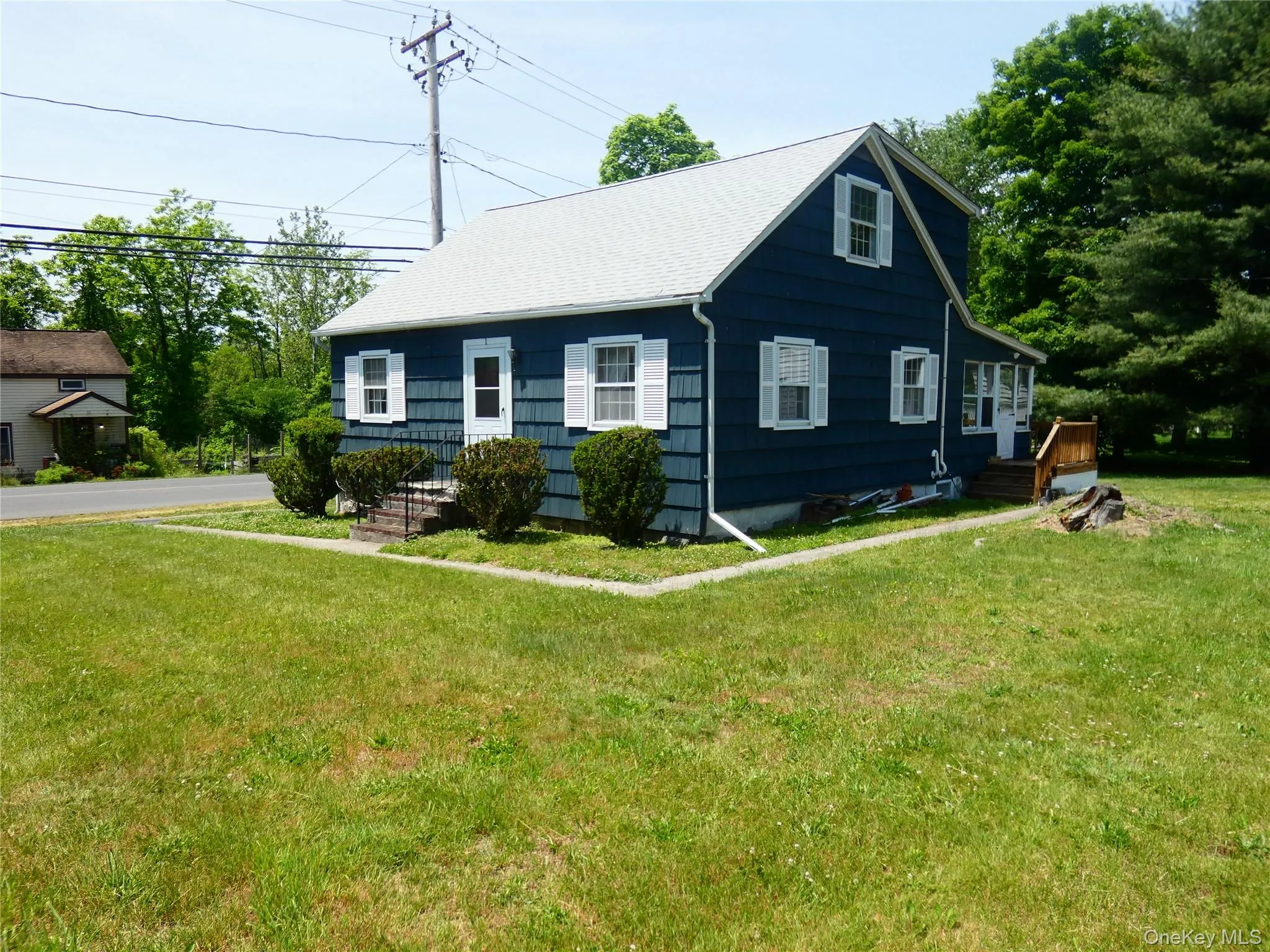 1 Bridge Street, Shawangunk, NY, 4 Bedrooms Bedrooms, 7 Rooms Rooms,1 BathroomBathrooms,Residential,For Rent,Bridge,0,1009447 1 Bridge Street, Shawangunk, NY, 4 Bedrooms Bedrooms, 7 Rooms Rooms,1 BathroomBathrooms,Residential,For Rent,Bridge,0,1009447