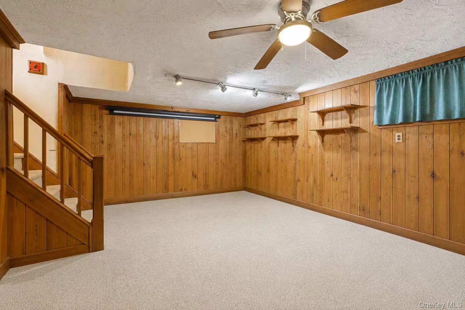 96 Meadow Street, Hempstead, NY, 3 Bedrooms Bedrooms, 6 Rooms Rooms,1 BathroomBathrooms,Residential,For Rent,Meadow,0,1009450 96 Meadow Street, Hempstead, NY, 3 Bedrooms Bedrooms, 6 Rooms Rooms,1 BathroomBathrooms,Residential,For Rent,Meadow,0,1009450