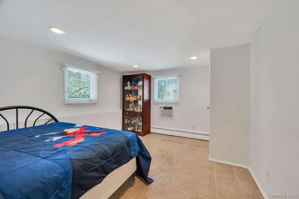 1827 Roberta Lane, Hempstead, NY, 3 Bedrooms Bedrooms, 9 Rooms Rooms,2 BathroomsBathrooms,Residential,For Rent,Roberta,0,1009455 1827 Roberta Lane, Hempstead, NY, 3 Bedrooms Bedrooms, 9 Rooms Rooms,2 BathroomsBathrooms,Residential,For Rent,Roberta,0,1009455
