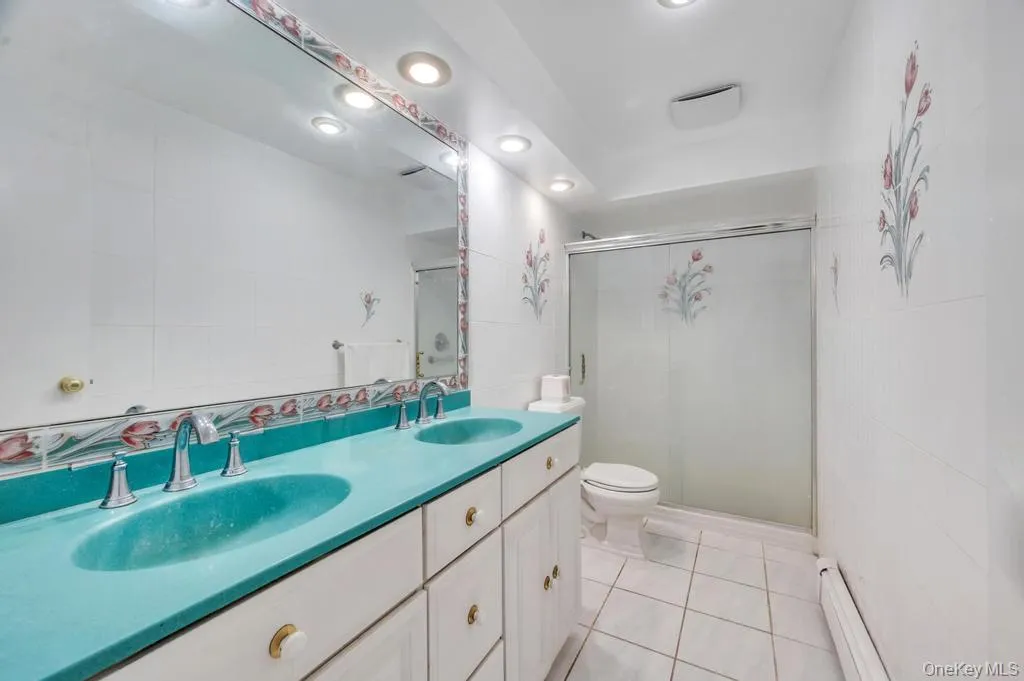 1827 Roberta Lane, Hempstead, NY, 3 Bedrooms Bedrooms, 9 Rooms Rooms,2 BathroomsBathrooms,Residential,For Rent,Roberta,0,1009455 1827 Roberta Lane, Hempstead, NY, 3 Bedrooms Bedrooms, 9 Rooms Rooms,2 BathroomsBathrooms,Residential,For Rent,Roberta,0,1009455