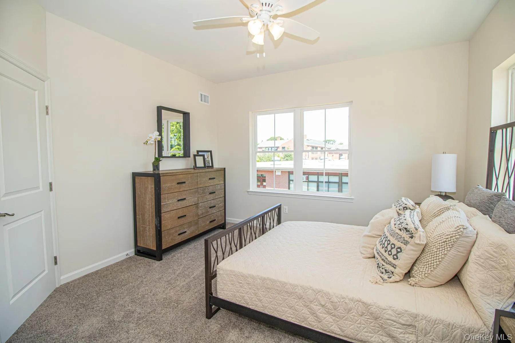208 Ashley Court Avenue, Babylon, NY, 2 Bedrooms Bedrooms, 5 Rooms Rooms,2 BathroomsBathrooms,Residential Lease,For Rent,Ashley Court,0,1009458 208 Ashley Court Avenue, Babylon, NY, 2 Bedrooms Bedrooms, 5 Rooms Rooms,2 BathroomsBathrooms,Residential Lease,For Rent,Ashley Court,0,1009458
