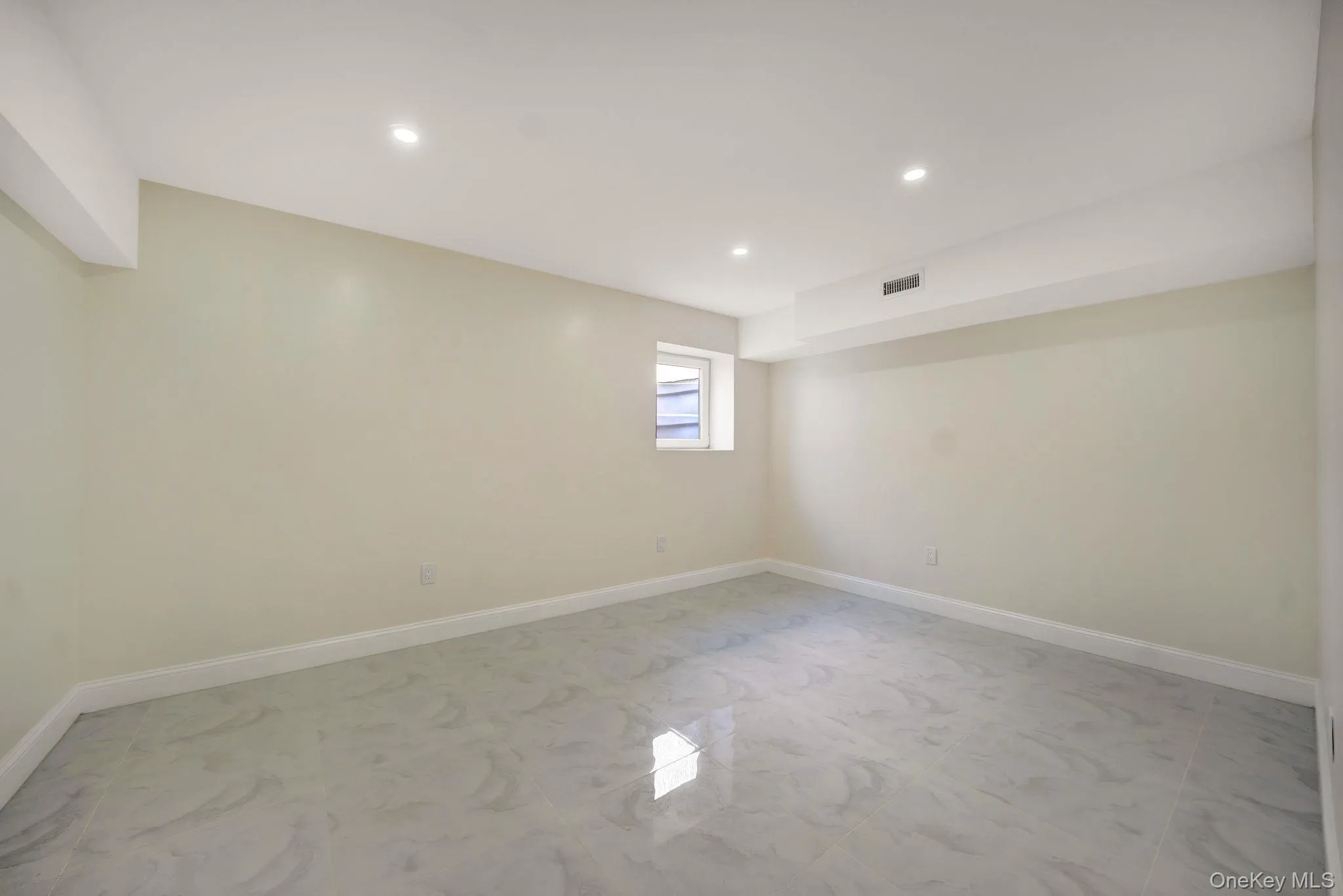 769 Anderson Avenue, Hempstead, NY, 6 Bedrooms Bedrooms, 15 Rooms Rooms,6 BathroomsBathrooms,Residential,For Rent,Anderson,0,1009459 769 Anderson Avenue, Hempstead, NY, 6 Bedrooms Bedrooms, 15 Rooms Rooms,6 BathroomsBathrooms,Residential,For Rent,Anderson,0,1009459