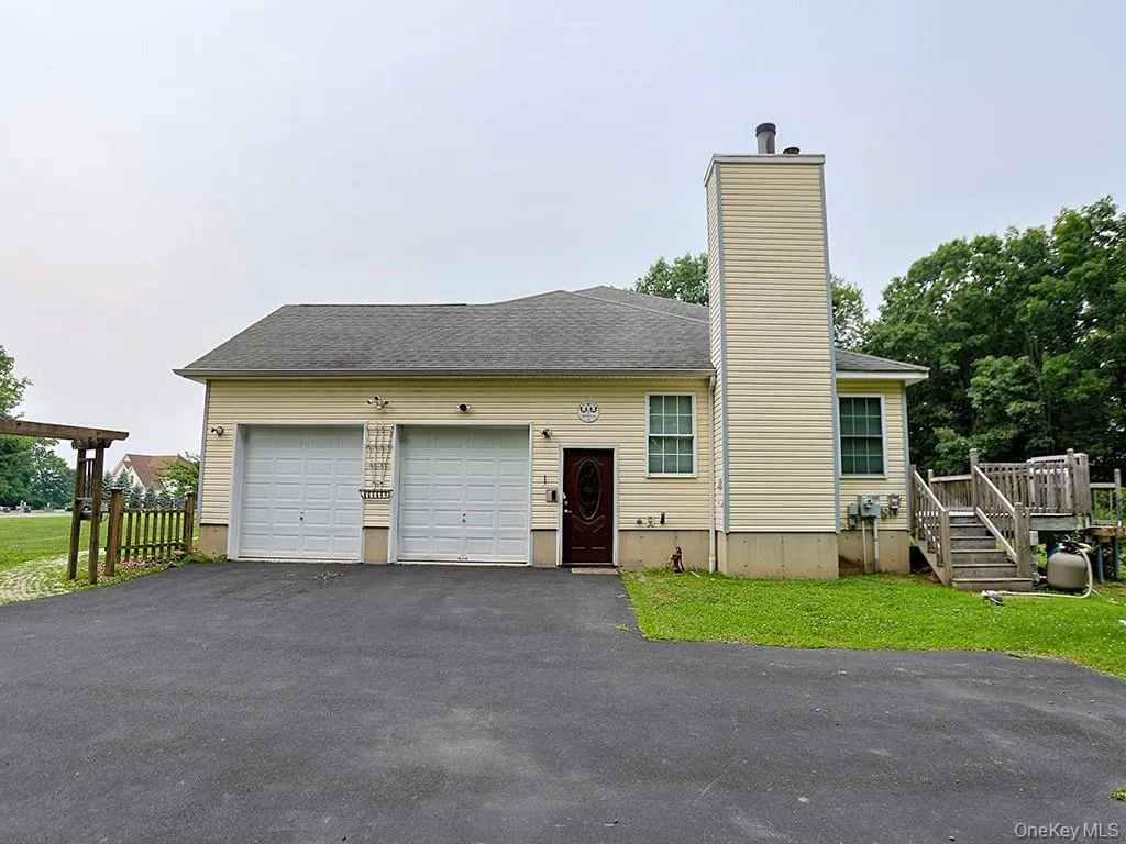 44 Paglia Drive, Mount Hope, NY, 4 Bedrooms Bedrooms, 10 Rooms Rooms,4 BathroomsBathrooms,Residential,For Rent,Paglia,0,1009460 44 Paglia Drive, Mount Hope, NY, 4 Bedrooms Bedrooms, 10 Rooms Rooms,4 BathroomsBathrooms,Residential,For Rent,Paglia,0,1009460