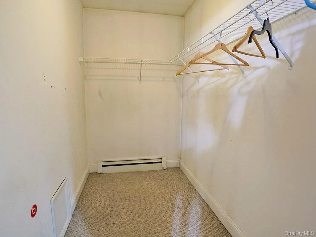 44 Paglia Drive, Mount Hope, NY, 4 Bedrooms Bedrooms, 10 Rooms Rooms,4 BathroomsBathrooms,Residential,For Rent,Paglia,0,1009460 44 Paglia Drive, Mount Hope, NY, 4 Bedrooms Bedrooms, 10 Rooms Rooms,4 BathroomsBathrooms,Residential,For Rent,Paglia,0,1009460
