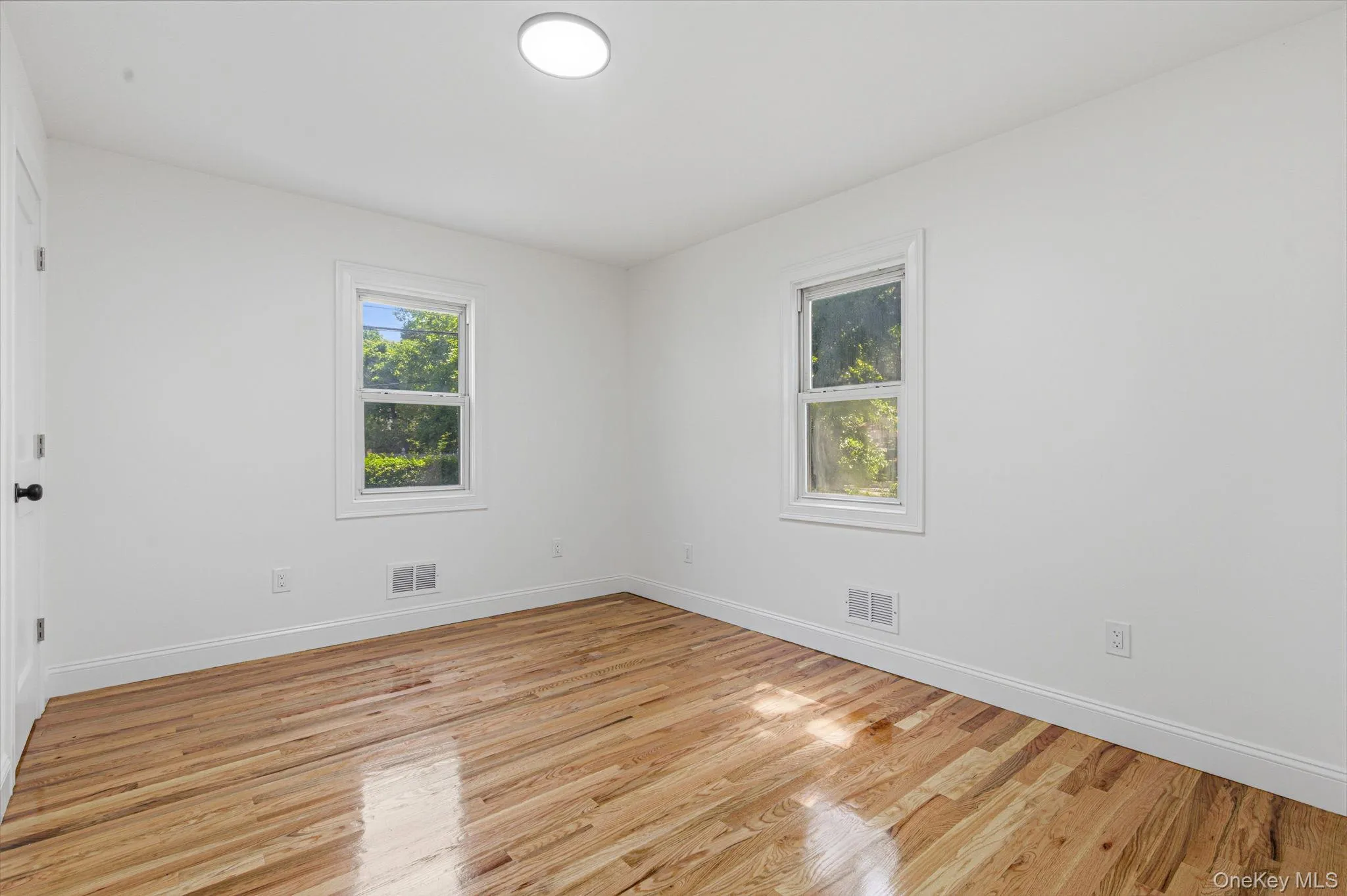 26 Brandon Avenue, Babylon, NY, 4 Bedrooms Bedrooms, 7 Rooms Rooms,3 BathroomsBathrooms,Residential,For Rent,Brandon,0,1009464 26 Brandon Avenue, Babylon, NY, 4 Bedrooms Bedrooms, 7 Rooms Rooms,3 BathroomsBathrooms,Residential,For Rent,Brandon,0,1009464
