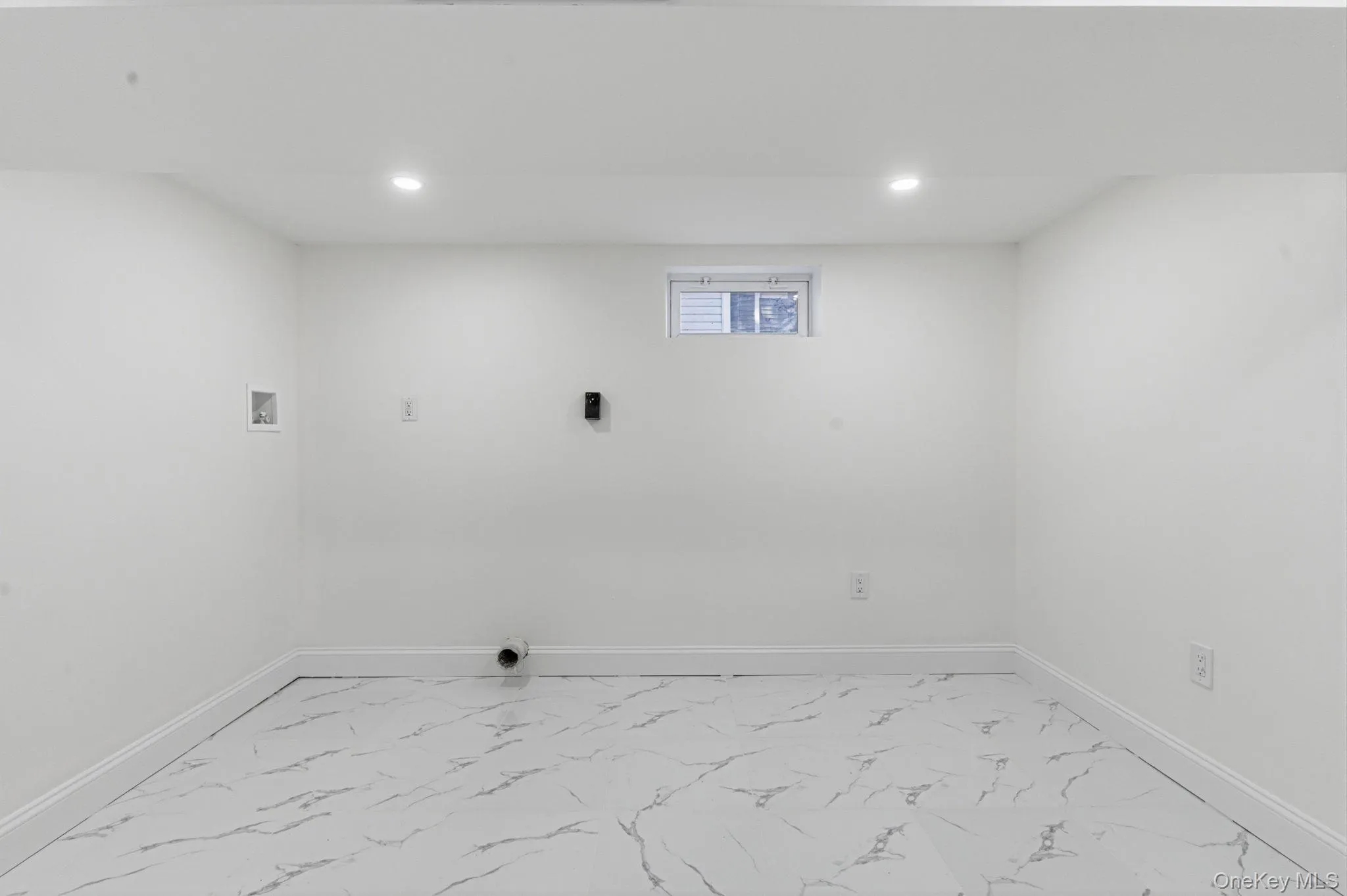 26 Brandon Avenue, Babylon, NY, 4 Bedrooms Bedrooms, 7 Rooms Rooms,3 BathroomsBathrooms,Residential,For Rent,Brandon,0,1009464 26 Brandon Avenue, Babylon, NY, 4 Bedrooms Bedrooms, 7 Rooms Rooms,3 BathroomsBathrooms,Residential,For Rent,Brandon,0,1009464
