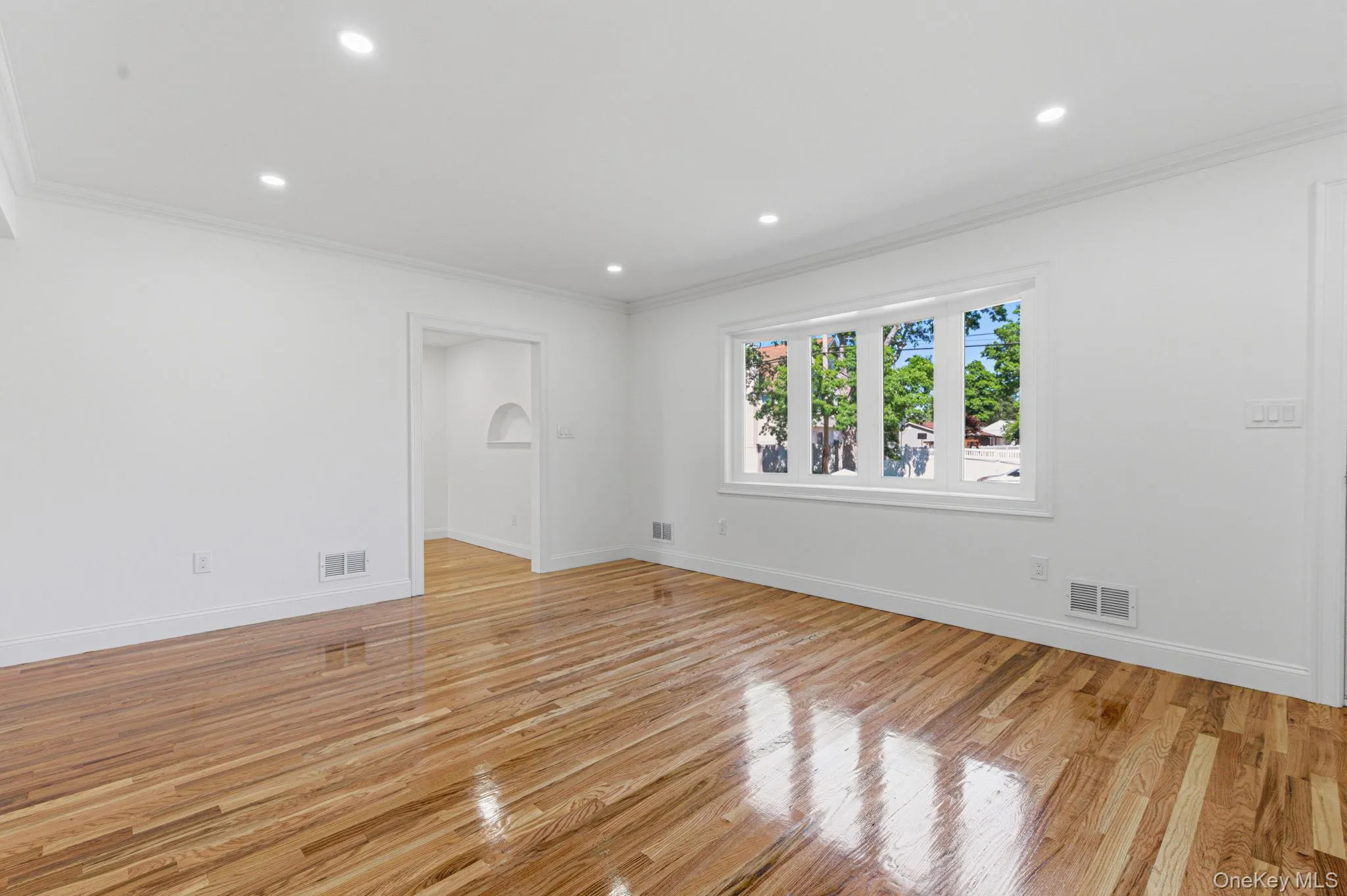 26 Brandon Avenue, Babylon, NY, 4 Bedrooms Bedrooms, 7 Rooms Rooms,3 BathroomsBathrooms,Residential,For Rent,Brandon,0,1009464 26 Brandon Avenue, Babylon, NY, 4 Bedrooms Bedrooms, 7 Rooms Rooms,3 BathroomsBathrooms,Residential,For Rent,Brandon,0,1009464