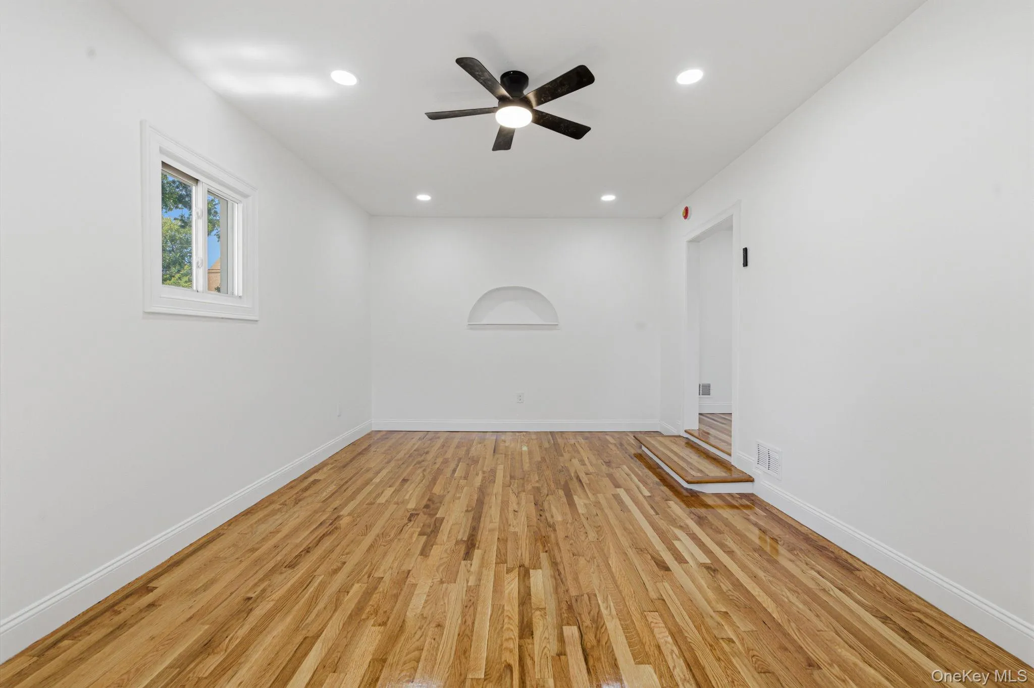 26 Brandon Avenue, Babylon, NY, 4 Bedrooms Bedrooms, 7 Rooms Rooms,3 BathroomsBathrooms,Residential,For Rent,Brandon,0,1009464 26 Brandon Avenue, Babylon, NY, 4 Bedrooms Bedrooms, 7 Rooms Rooms,3 BathroomsBathrooms,Residential,For Rent,Brandon,0,1009464