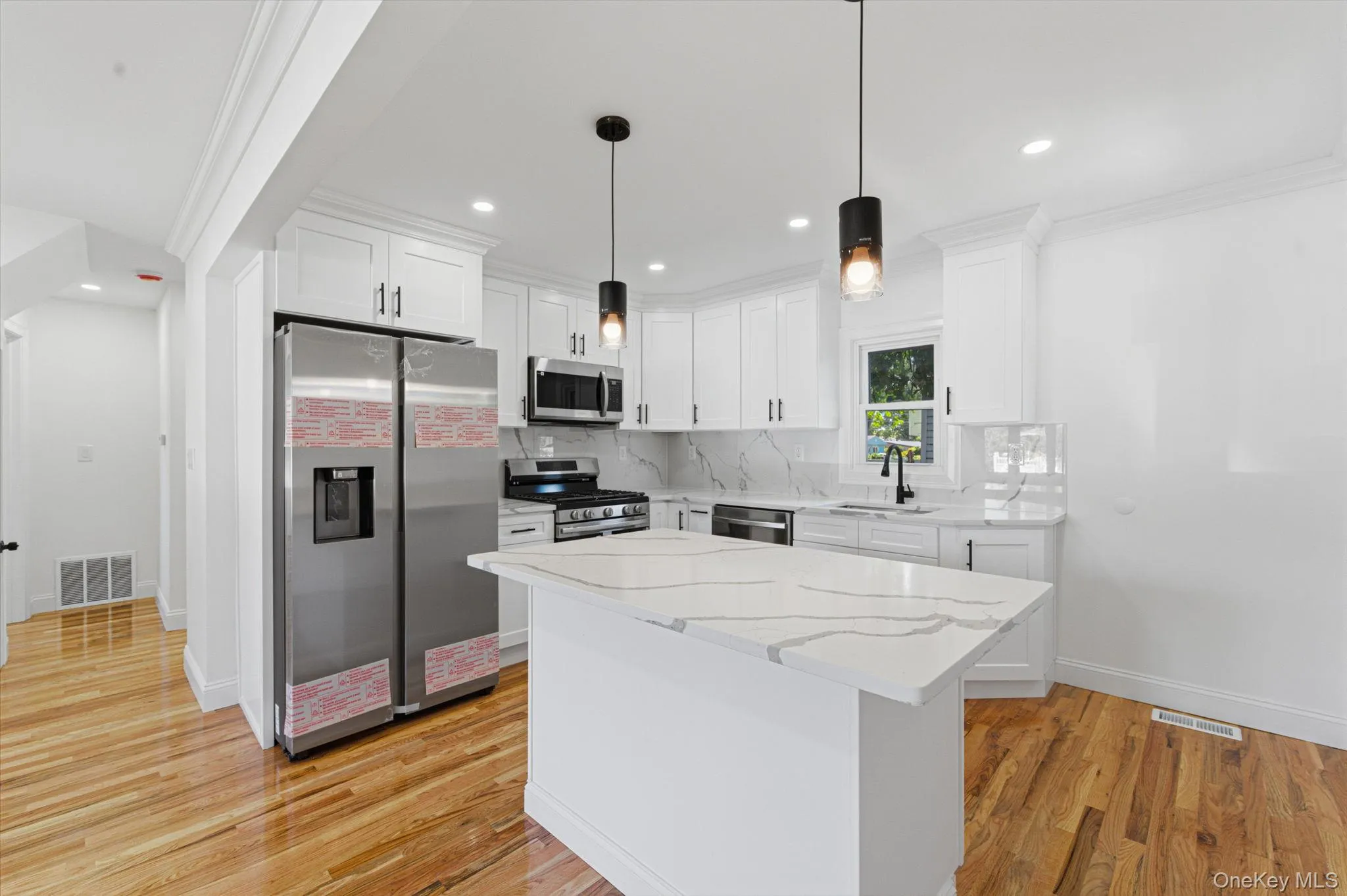26 Brandon Avenue, Babylon, NY, 4 Bedrooms Bedrooms, 7 Rooms Rooms,3 BathroomsBathrooms,Residential,For Rent,Brandon,0,1009464 26 Brandon Avenue, Babylon, NY, 4 Bedrooms Bedrooms, 7 Rooms Rooms,3 BathroomsBathrooms,Residential,For Rent,Brandon,0,1009464