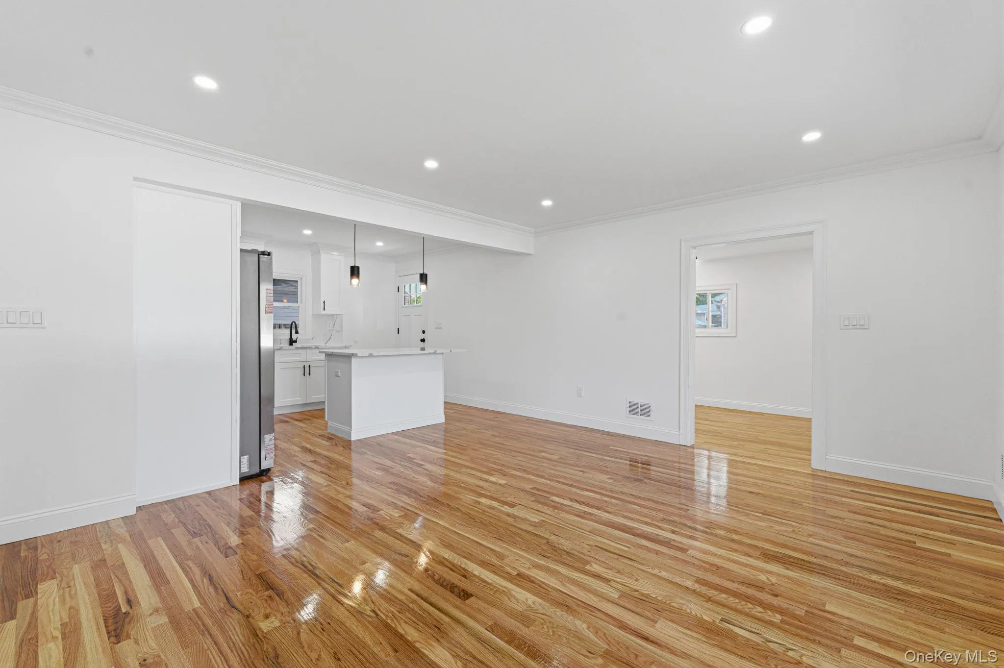 26 Brandon Avenue, Babylon, NY, 4 Bedrooms Bedrooms, 7 Rooms Rooms,3 BathroomsBathrooms,Residential,For Rent,Brandon,0,1009464 26 Brandon Avenue, Babylon, NY, 4 Bedrooms Bedrooms, 7 Rooms Rooms,3 BathroomsBathrooms,Residential,For Rent,Brandon,0,1009464