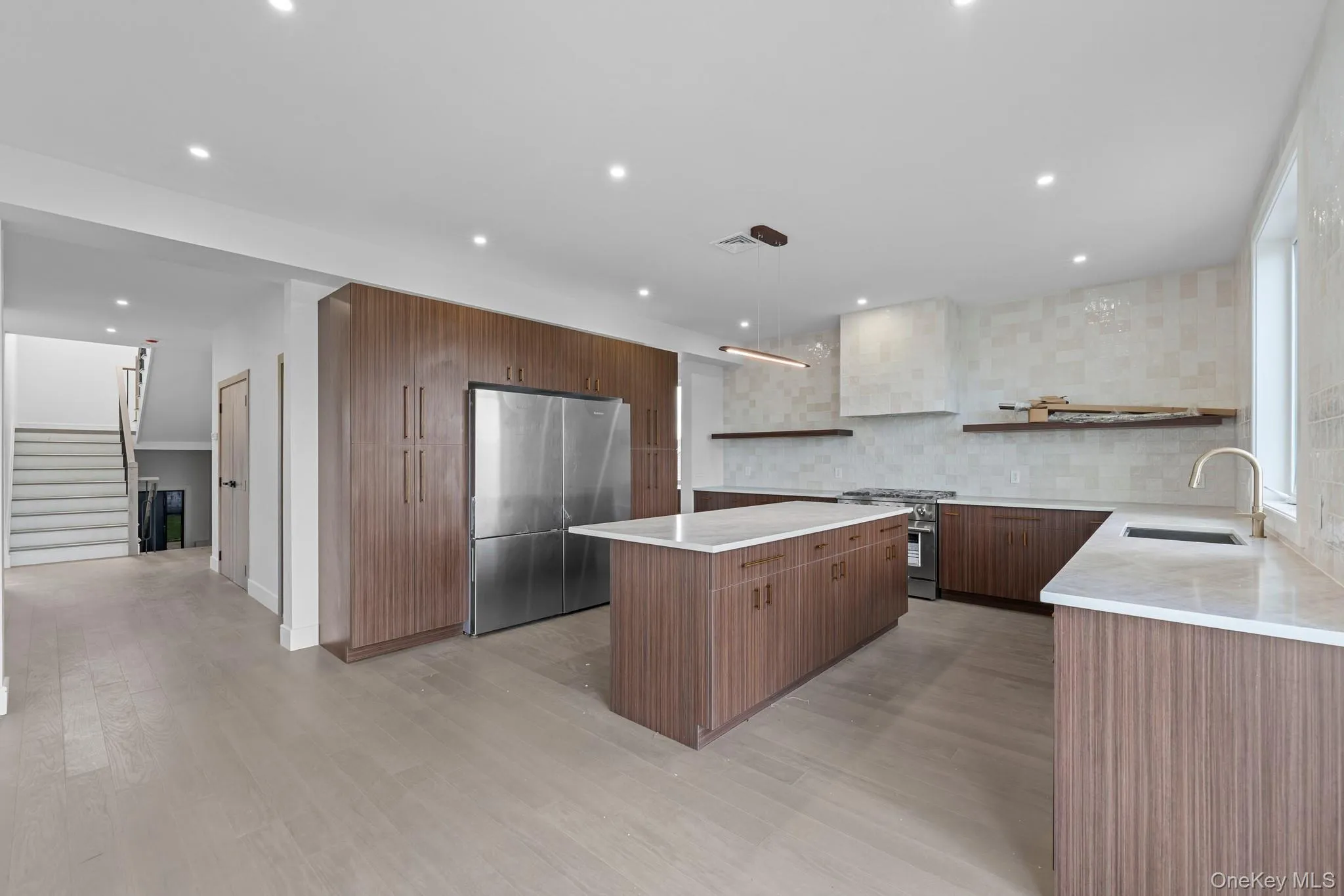 3453 Ocean Avenue, Hempstead, NY, 6 Bedrooms Bedrooms, 19 Rooms Rooms,3 BathroomsBathrooms,Residential,For Rent,Ocean,0,1009465 3453 Ocean Avenue, Hempstead, NY, 6 Bedrooms Bedrooms, 19 Rooms Rooms,3 BathroomsBathrooms,Residential,For Rent,Ocean,0,1009465