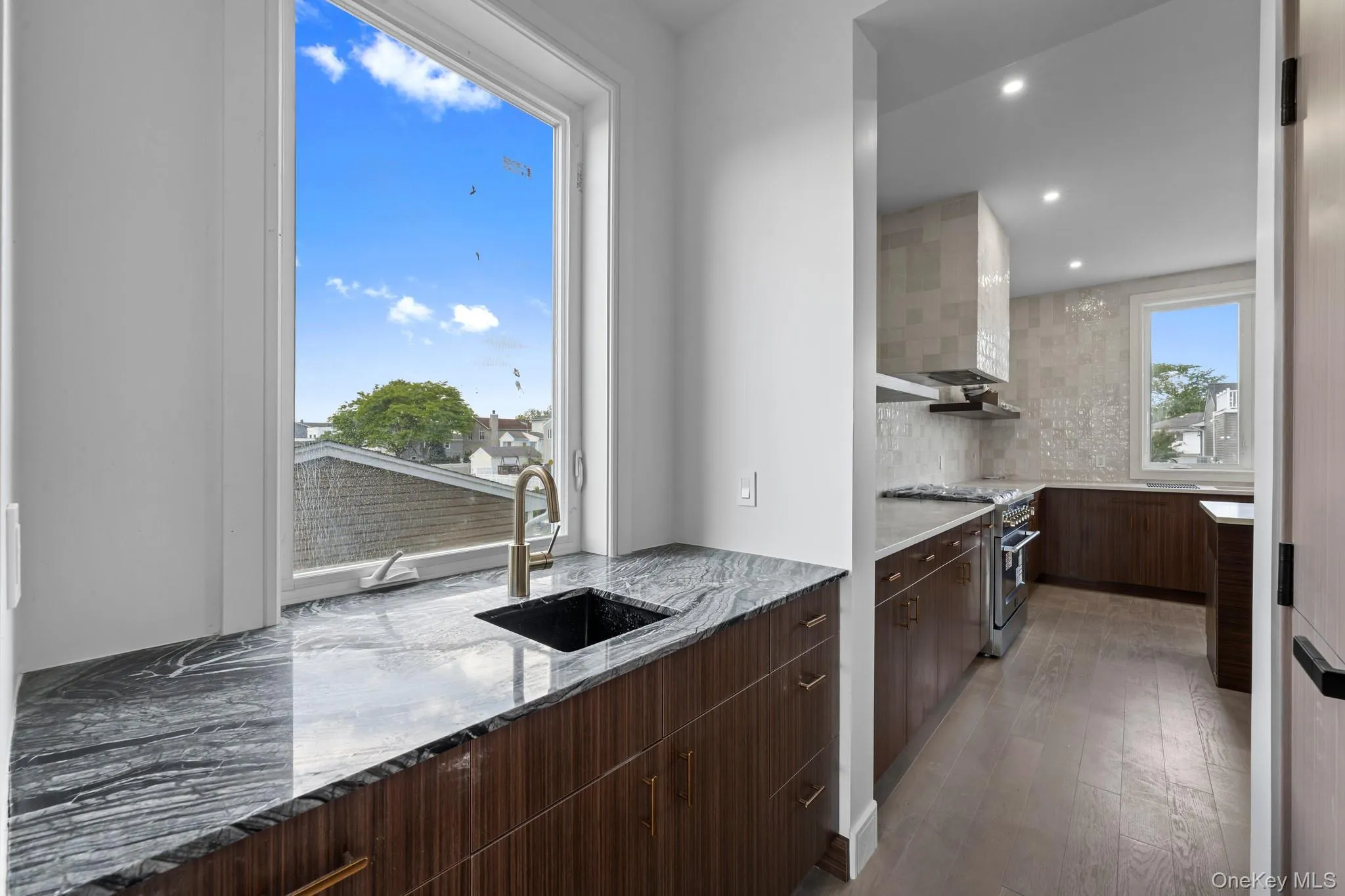 3453 Ocean Avenue, Hempstead, NY, 6 Bedrooms Bedrooms, 19 Rooms Rooms,3 BathroomsBathrooms,Residential,For Rent,Ocean,0,1009465 3453 Ocean Avenue, Hempstead, NY, 6 Bedrooms Bedrooms, 19 Rooms Rooms,3 BathroomsBathrooms,Residential,For Rent,Ocean,0,1009465