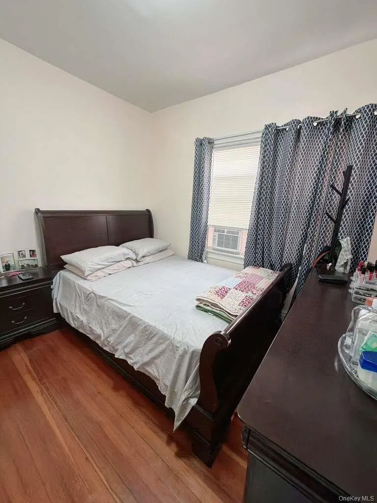 3408 ELY Avenue, New York, NY, 3 Bedrooms Bedrooms, 5 Rooms Rooms,2 BathroomsBathrooms,Residential,For Rent,ELY,0,1009470 3408 ELY Avenue, New York, NY, 3 Bedrooms Bedrooms, 5 Rooms Rooms,2 BathroomsBathrooms,Residential,For Rent,ELY,0,1009470