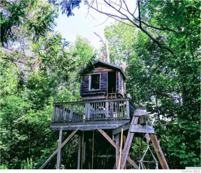 10 Spring Street, Hunter, NY, 6 Bedrooms Bedrooms, 15 Rooms Rooms,5 BathroomsBathrooms,Residential,For Rent,Spring,0,1009471 10 Spring Street, Hunter, NY, 6 Bedrooms Bedrooms, 15 Rooms Rooms,5 BathroomsBathrooms,Residential,For Rent,Spring,0,1009471