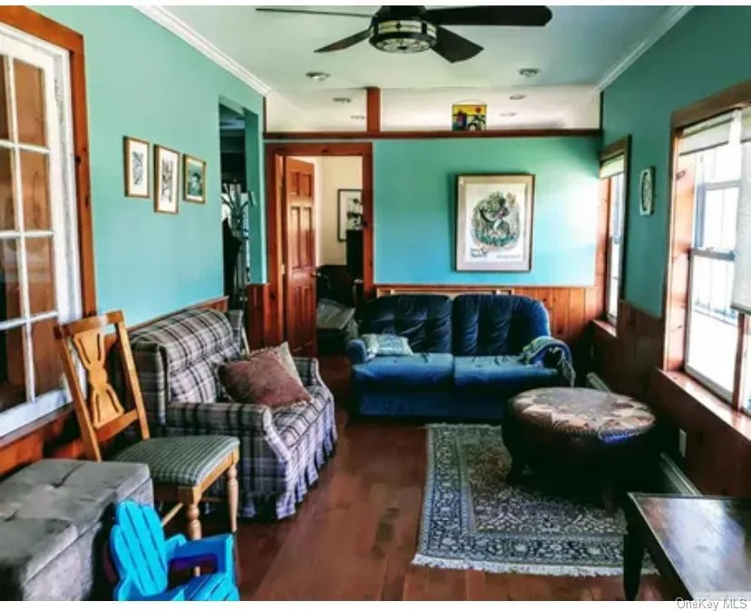 10 Spring Street, Hunter, NY, 6 Bedrooms Bedrooms, 15 Rooms Rooms,5 BathroomsBathrooms,Residential,For Rent,Spring,0,1009471 10 Spring Street, Hunter, NY, 6 Bedrooms Bedrooms, 15 Rooms Rooms,5 BathroomsBathrooms,Residential,For Rent,Spring,0,1009471