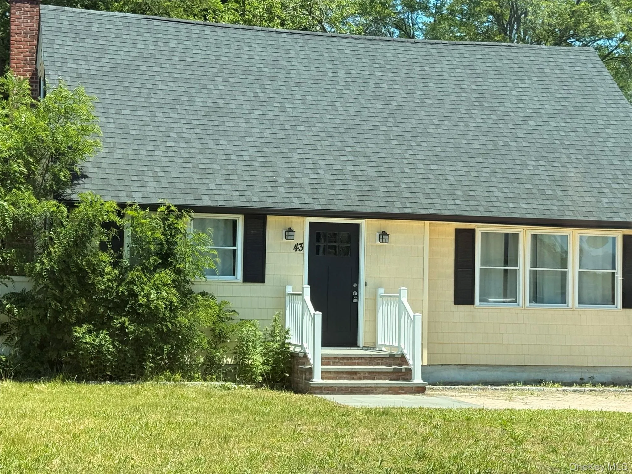 43 Lakewood Avenue, Brookhaven, NY, 4 Bedrooms Bedrooms, 8 Rooms Rooms,2 BathroomsBathrooms,Residential Lease,For Rent,Lakewood,0,1009473 43 Lakewood Avenue, Brookhaven, NY, 4 Bedrooms Bedrooms, 8 Rooms Rooms,2 BathroomsBathrooms,Residential Lease,For Rent,Lakewood,0,1009473