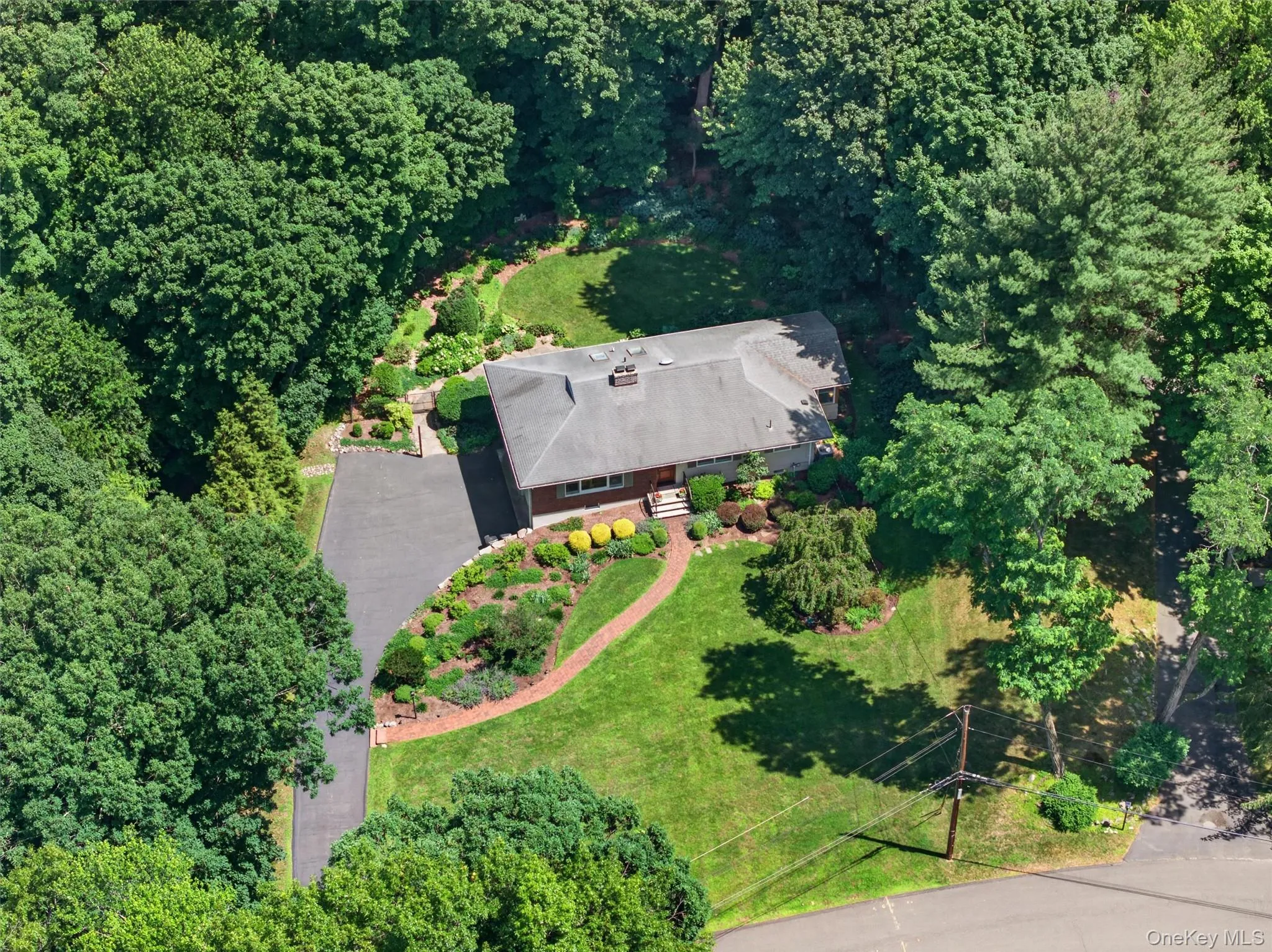 9 East Place, Ramapo, NY, 3 Bedrooms Bedrooms, 11 Rooms Rooms,3 BathroomsBathrooms,Residential,For Rent,East,0,1009475 9 East Place, Ramapo, NY, 3 Bedrooms Bedrooms, 11 Rooms Rooms,3 BathroomsBathrooms,Residential,For Rent,East,0,1009475
