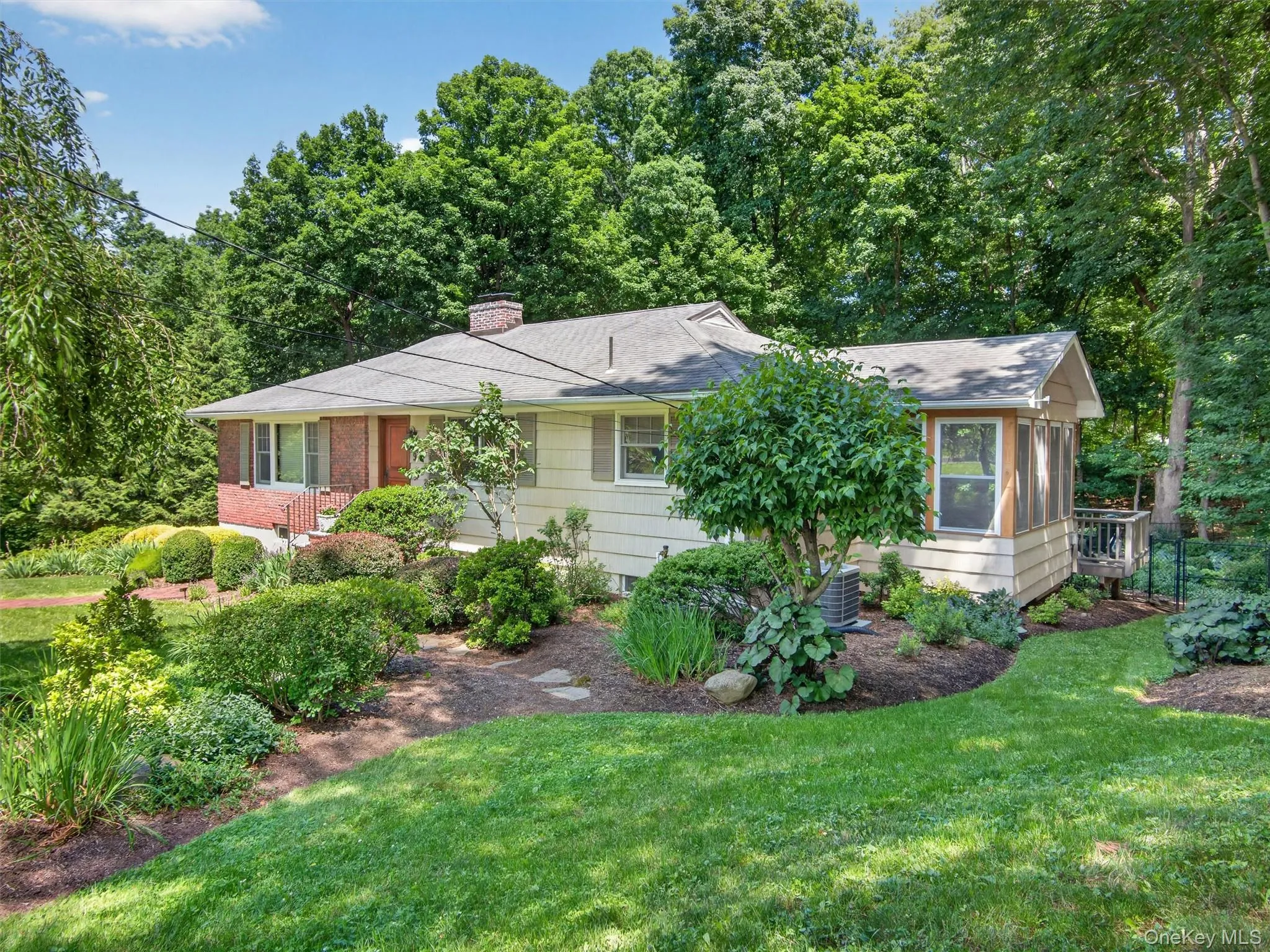9 East Place, Ramapo, NY, 3 Bedrooms Bedrooms, 11 Rooms Rooms,3 BathroomsBathrooms,Residential,For Rent,East,0,1009475 9 East Place, Ramapo, NY, 3 Bedrooms Bedrooms, 11 Rooms Rooms,3 BathroomsBathrooms,Residential,For Rent,East,0,1009475