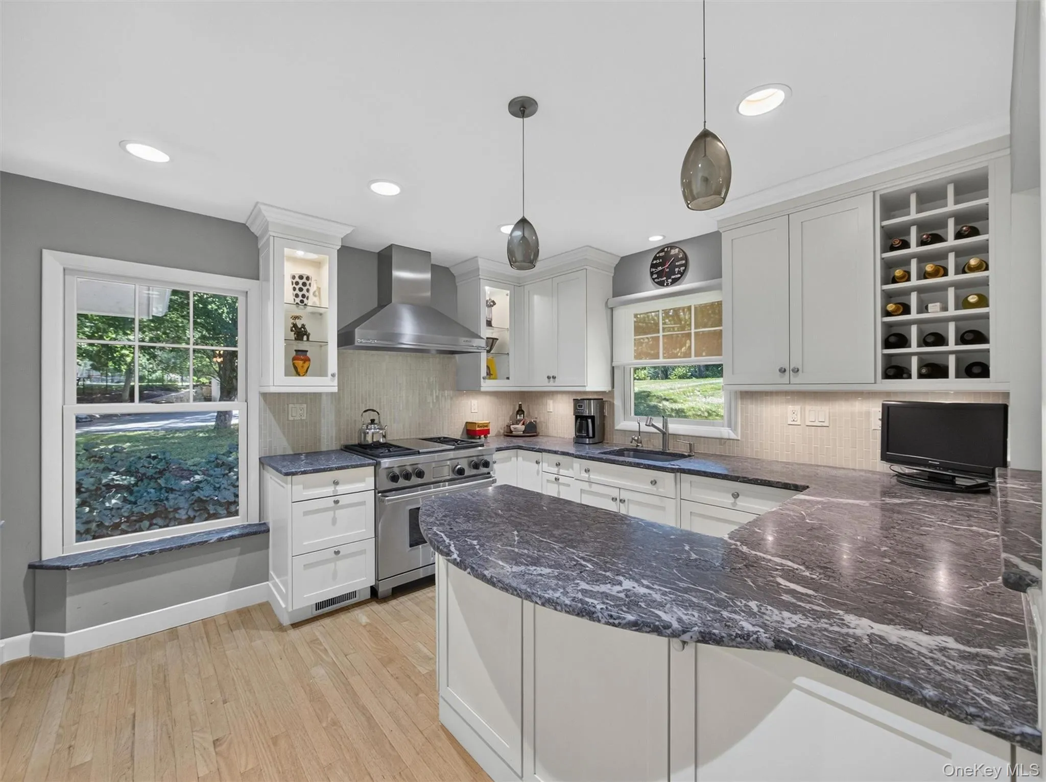 9 East Place, Ramapo, NY, 3 Bedrooms Bedrooms, 11 Rooms Rooms,3 BathroomsBathrooms,Residential,For Rent,East,0,1009475 9 East Place, Ramapo, NY, 3 Bedrooms Bedrooms, 11 Rooms Rooms,3 BathroomsBathrooms,Residential,For Rent,East,0,1009475