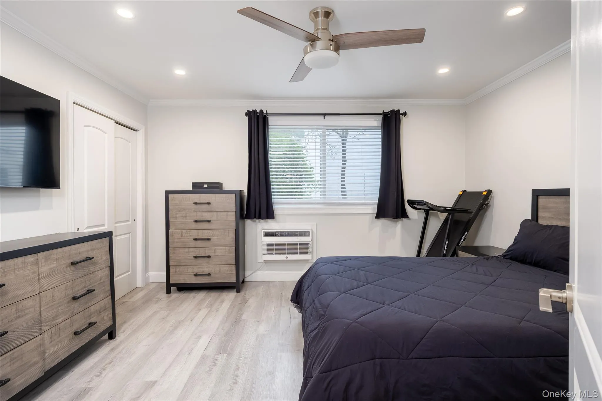 200 Merrick Road, Babylon, NY, 1 Bedroom Bedrooms, 5 Rooms Rooms,1 BathroomBathrooms,Residential,For Rent,Merrick,0,1009484 200 Merrick Road, Babylon, NY, 1 Bedroom Bedrooms, 5 Rooms Rooms,1 BathroomBathrooms,Residential,For Rent,Merrick,0,1009484