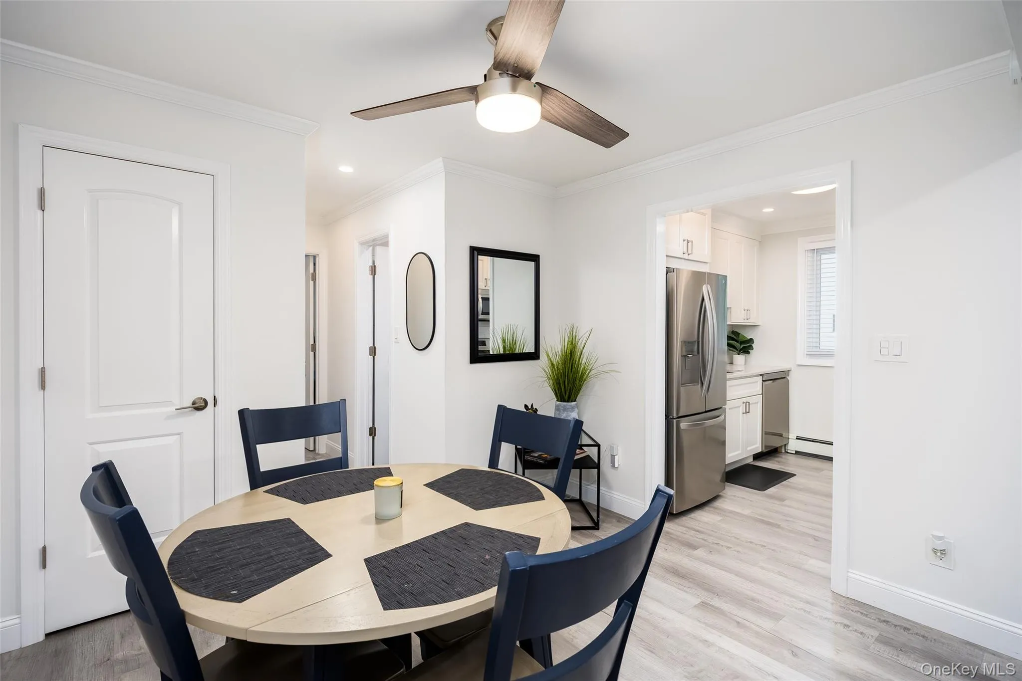 200 Merrick Road, Babylon, NY, 1 Bedroom Bedrooms, 5 Rooms Rooms,1 BathroomBathrooms,Residential,For Rent,Merrick,0,1009484 200 Merrick Road, Babylon, NY, 1 Bedroom Bedrooms, 5 Rooms Rooms,1 BathroomBathrooms,Residential,For Rent,Merrick,0,1009484