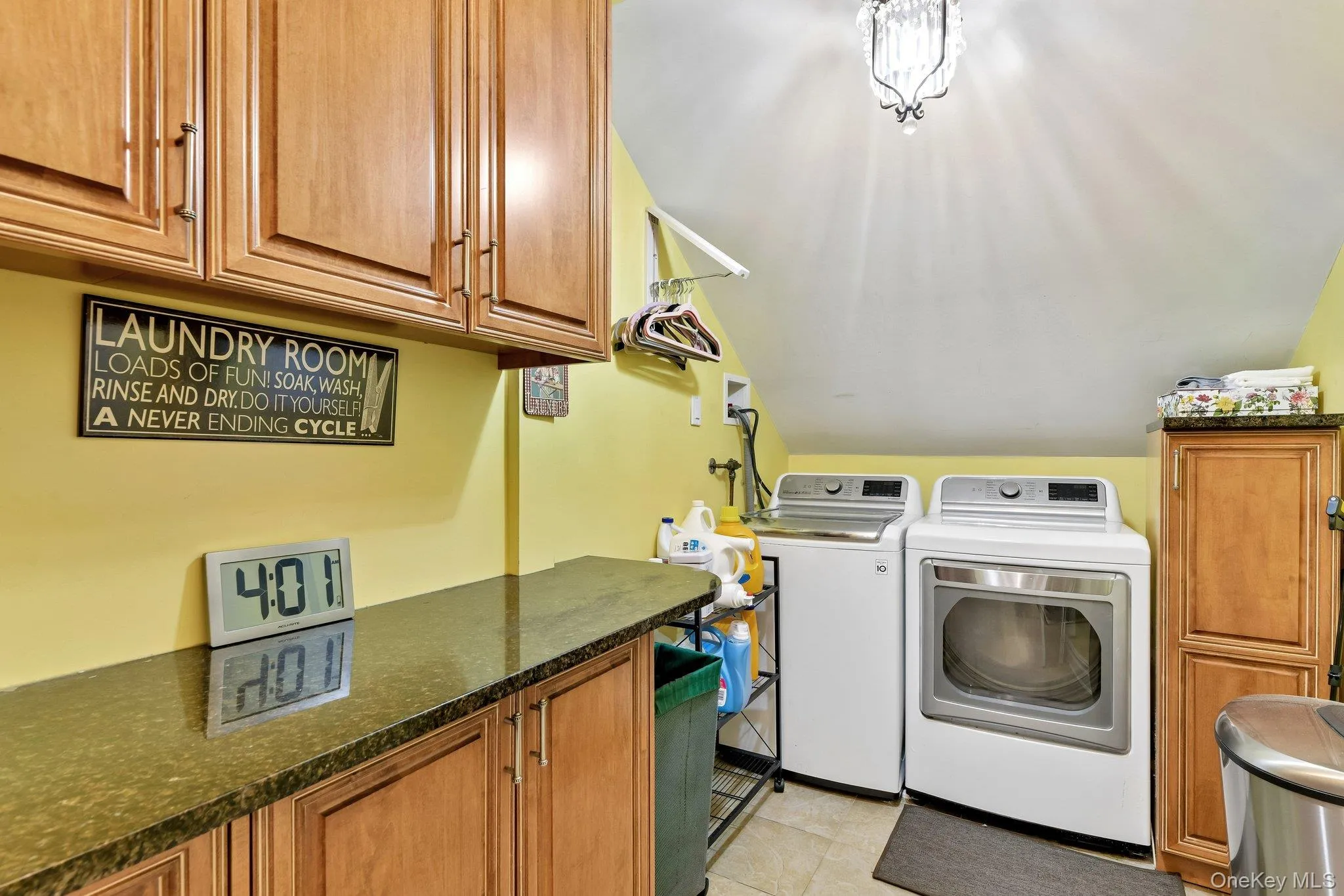 217 Wellington Road, Hempstead, NY, 4 Bedrooms Bedrooms, 9 Rooms Rooms,3 BathroomsBathrooms,Residential,For Rent,Wellington,0,1009486 217 Wellington Road, Hempstead, NY, 4 Bedrooms Bedrooms, 9 Rooms Rooms,3 BathroomsBathrooms,Residential,For Rent,Wellington,0,1009486