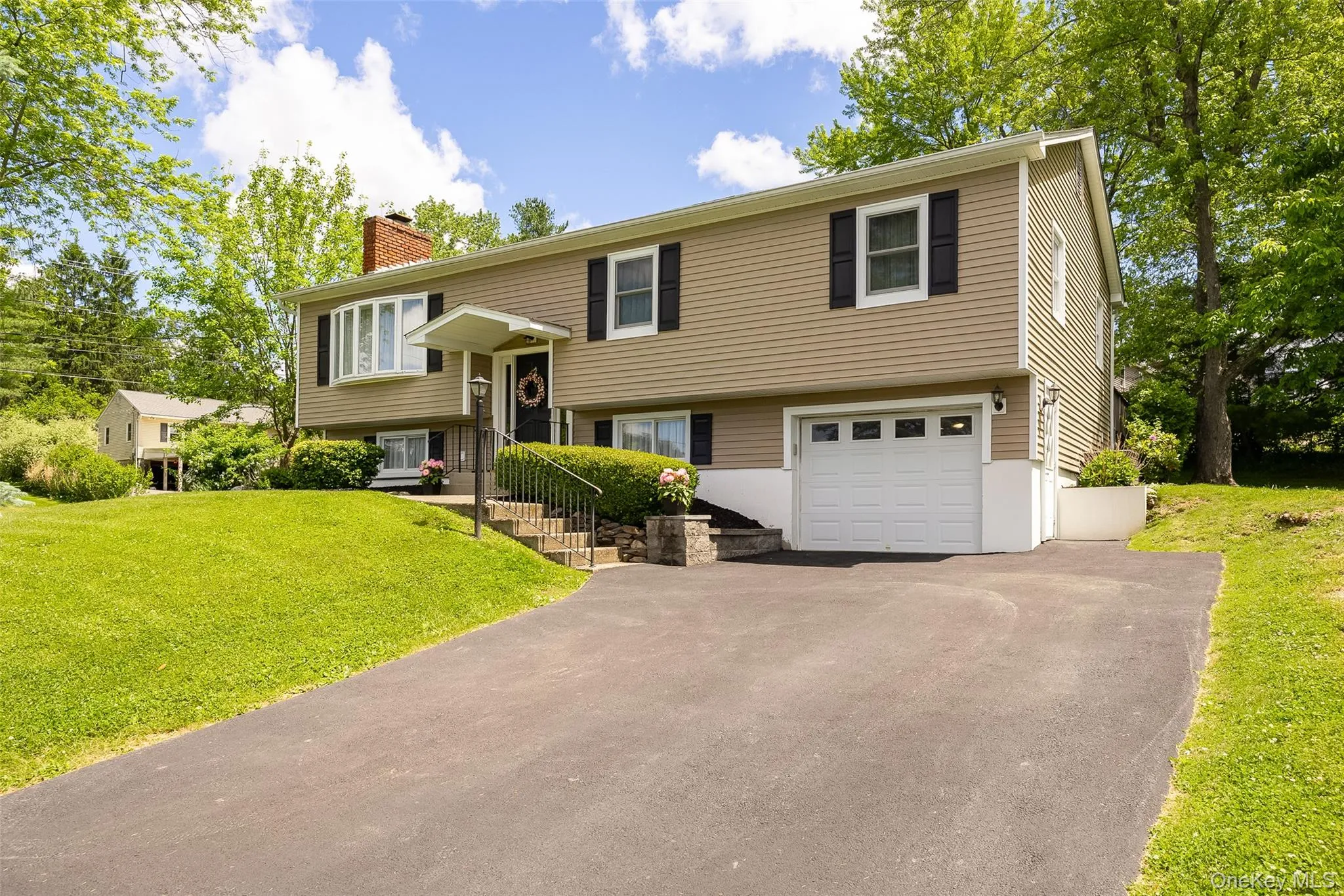 14 Balfour Drive, Wappinger, NY, 3 Bedrooms Bedrooms, 11 Rooms Rooms,2 BathroomsBathrooms,Residential,For Rent,Balfour,0,1009487 14 Balfour Drive, Wappinger, NY, 3 Bedrooms Bedrooms, 11 Rooms Rooms,2 BathroomsBathrooms,Residential,For Rent,Balfour,0,1009487