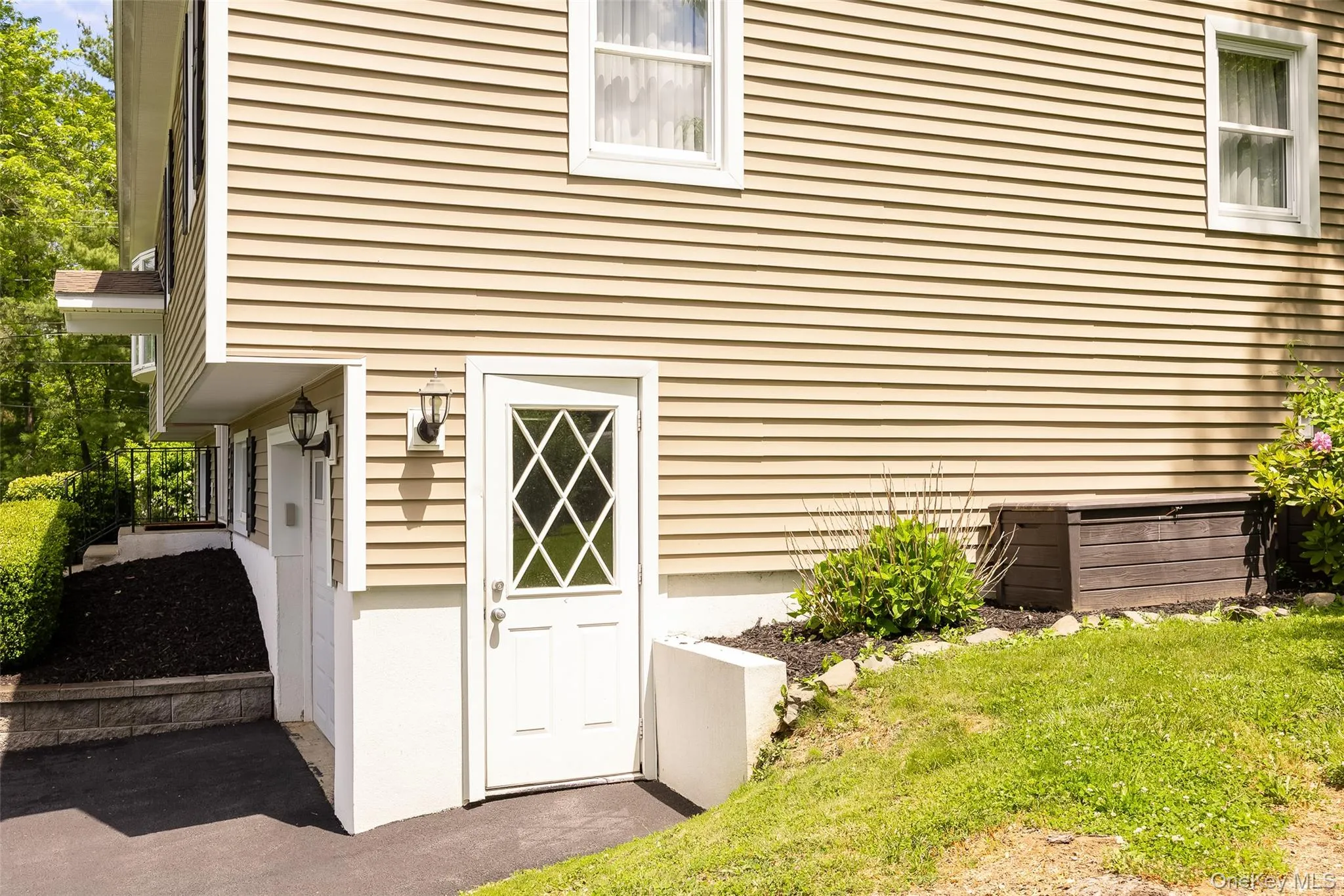 14 Balfour Drive, Wappinger, NY, 3 Bedrooms Bedrooms, 11 Rooms Rooms,2 BathroomsBathrooms,Residential,For Rent,Balfour,0,1009487 14 Balfour Drive, Wappinger, NY, 3 Bedrooms Bedrooms, 11 Rooms Rooms,2 BathroomsBathrooms,Residential,For Rent,Balfour,0,1009487
