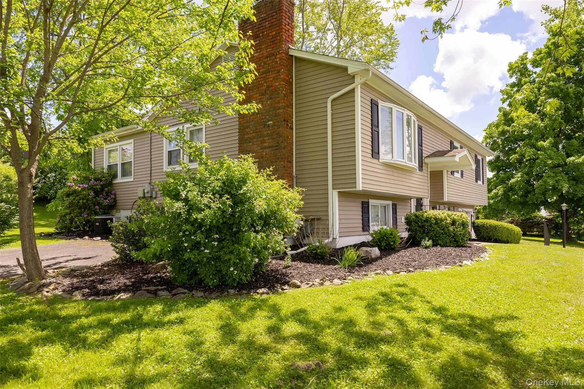 14 Balfour Drive, Wappinger, NY, 3 Bedrooms Bedrooms, 11 Rooms Rooms,2 BathroomsBathrooms,Residential,For Rent,Balfour,0,1009487 14 Balfour Drive, Wappinger, NY, 3 Bedrooms Bedrooms, 11 Rooms Rooms,2 BathroomsBathrooms,Residential,For Rent,Balfour,0,1009487