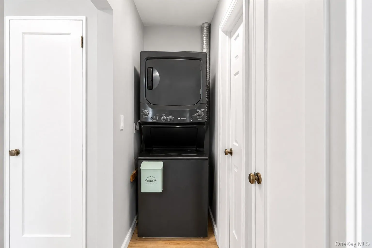 245-02 61st Avenue, New York, NY, 1 Bedroom Bedrooms, 3 Rooms Rooms,1 BathroomBathrooms,Residential,For Rent,61st,0,1009488 245-02 61st Avenue, New York, NY, 1 Bedroom Bedrooms, 3 Rooms Rooms,1 BathroomBathrooms,Residential,For Rent,61st,0,1009488