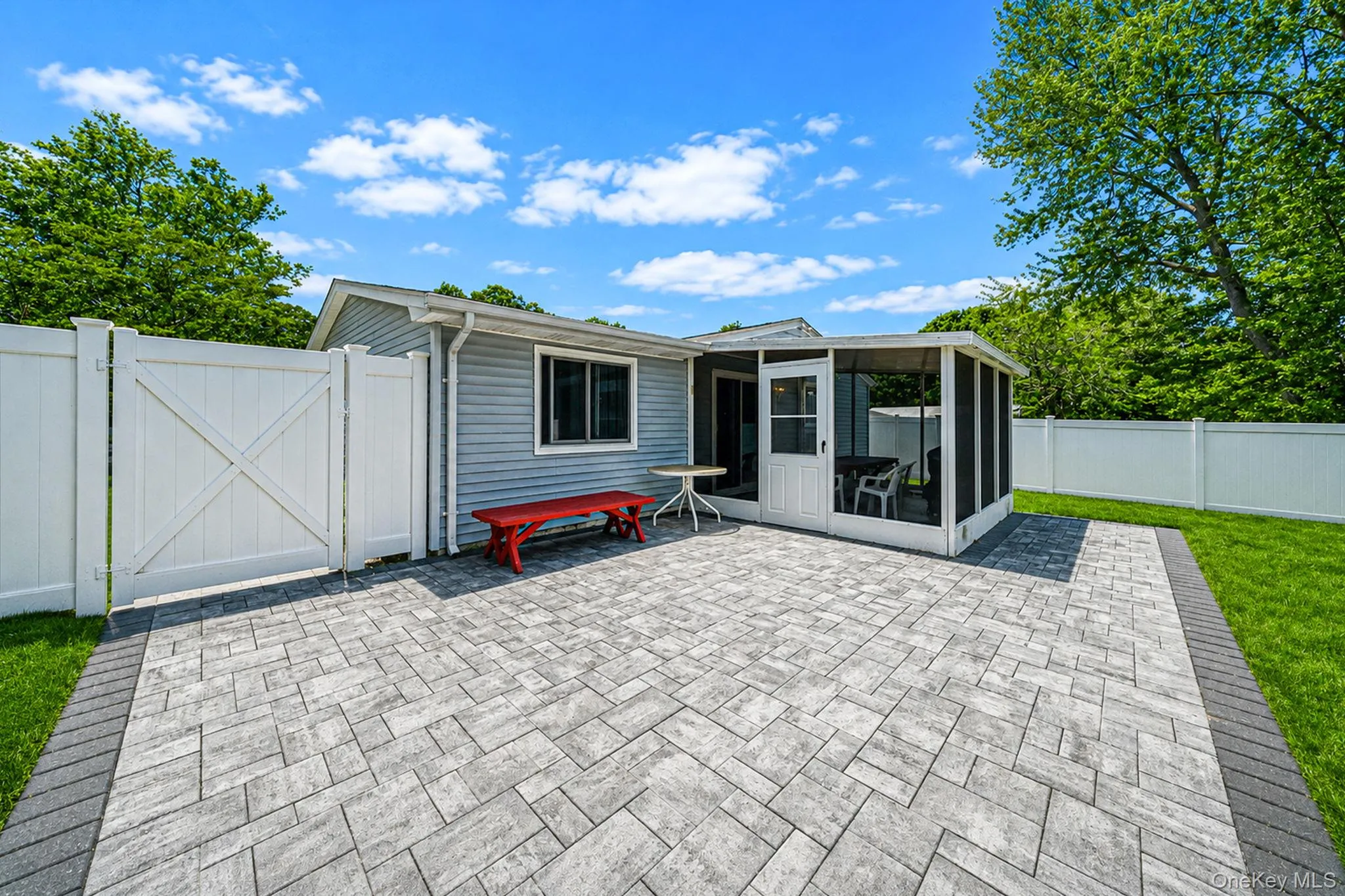 77 Masonic Avenue, Brookhaven, NY, 3 Bedrooms Bedrooms, 6 Rooms Rooms,1 BathroomBathrooms,Residential,For Rent,Masonic,0,1009493 77 Masonic Avenue, Brookhaven, NY, 3 Bedrooms Bedrooms, 6 Rooms Rooms,1 BathroomBathrooms,Residential,For Rent,Masonic,0,1009493