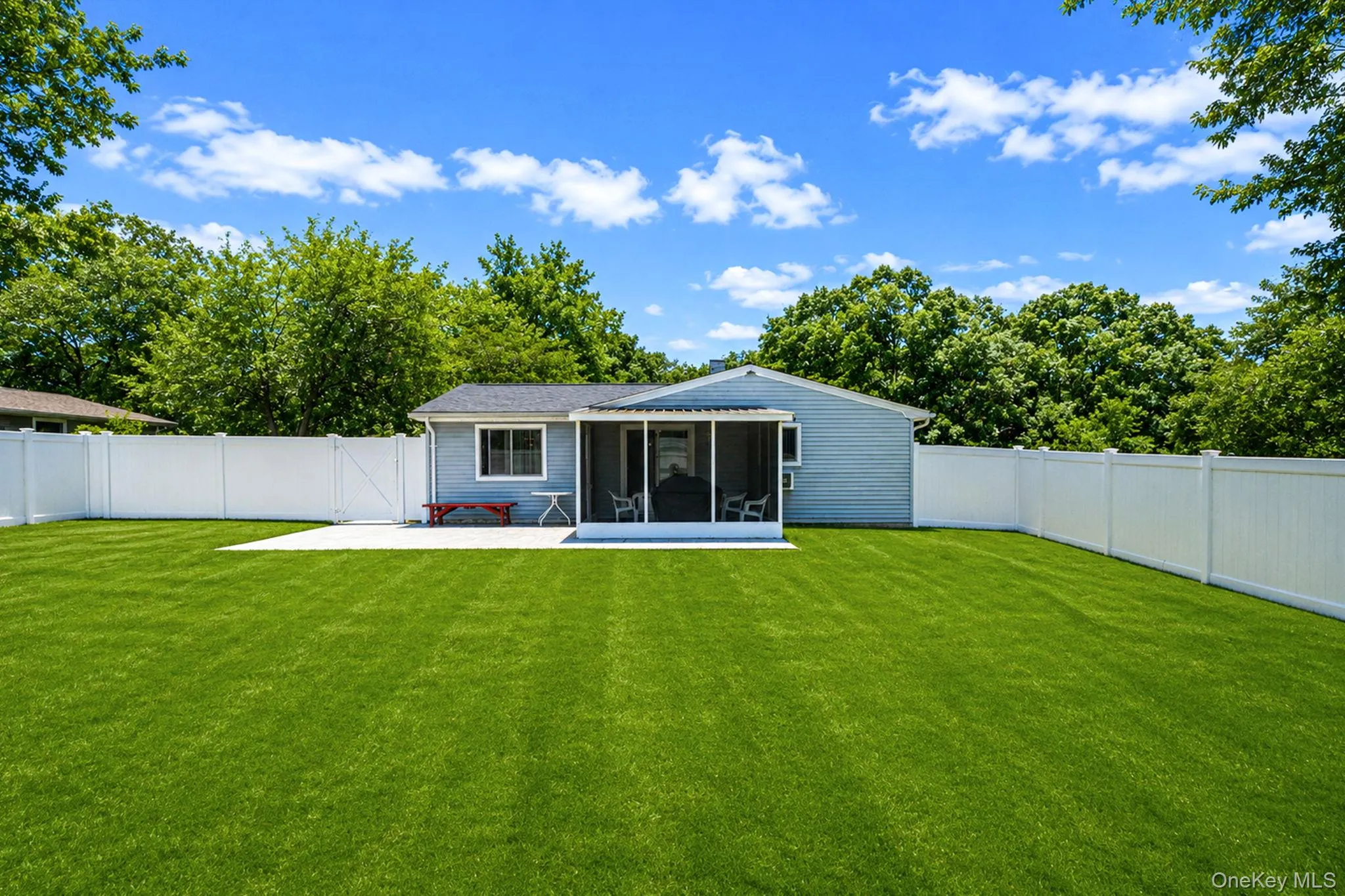 77 Masonic Avenue, Brookhaven, NY, 3 Bedrooms Bedrooms, 6 Rooms Rooms,1 BathroomBathrooms,Residential,For Rent,Masonic,0,1009493 77 Masonic Avenue, Brookhaven, NY, 3 Bedrooms Bedrooms, 6 Rooms Rooms,1 BathroomBathrooms,Residential,For Rent,Masonic,0,1009493