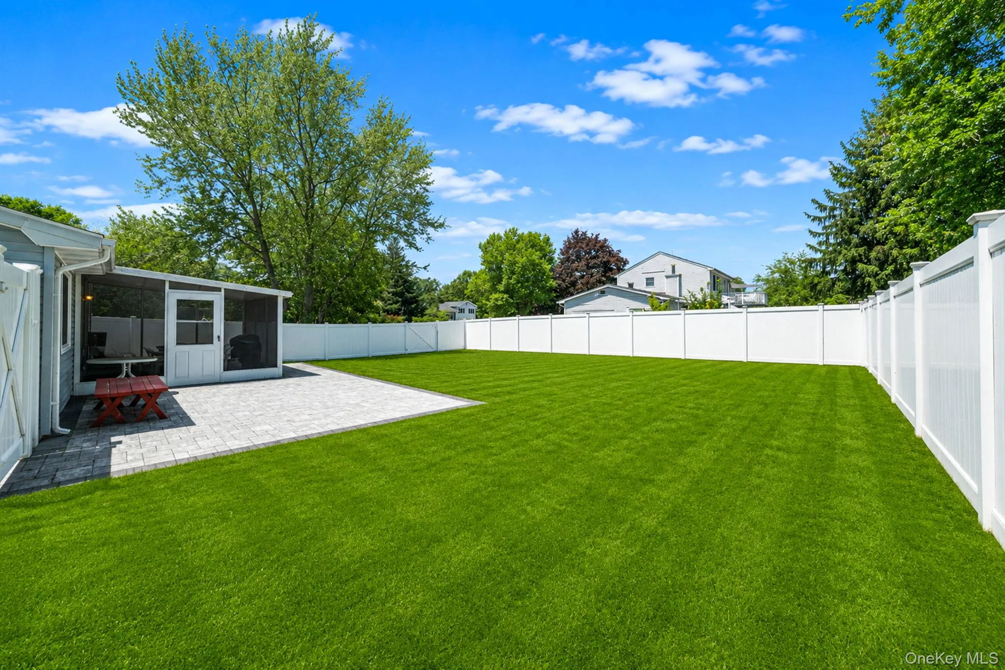 77 Masonic Avenue, Brookhaven, NY, 3 Bedrooms Bedrooms, 6 Rooms Rooms,1 BathroomBathrooms,Residential,For Rent,Masonic,0,1009493 77 Masonic Avenue, Brookhaven, NY, 3 Bedrooms Bedrooms, 6 Rooms Rooms,1 BathroomBathrooms,Residential,For Rent,Masonic,0,1009493