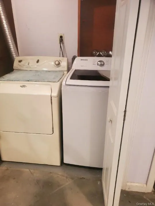 55-05 84th Street, New York, NY, 2 Bedrooms Bedrooms, 5 Rooms Rooms,1 BathroomBathrooms,Residential,For Rent,84th,0,1009496 55-05 84th Street, New York, NY, 2 Bedrooms Bedrooms, 5 Rooms Rooms,1 BathroomBathrooms,Residential,For Rent,84th,0,1009496
