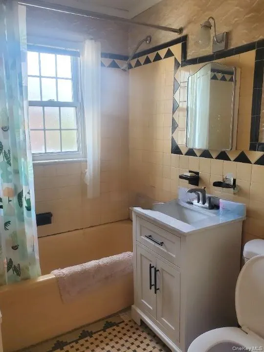 55-05 84th Street, New York, NY, 2 Bedrooms Bedrooms, 5 Rooms Rooms,1 BathroomBathrooms,Residential,For Rent,84th,0,1009496 55-05 84th Street, New York, NY, 2 Bedrooms Bedrooms, 5 Rooms Rooms,1 BathroomBathrooms,Residential,For Rent,84th,0,1009496