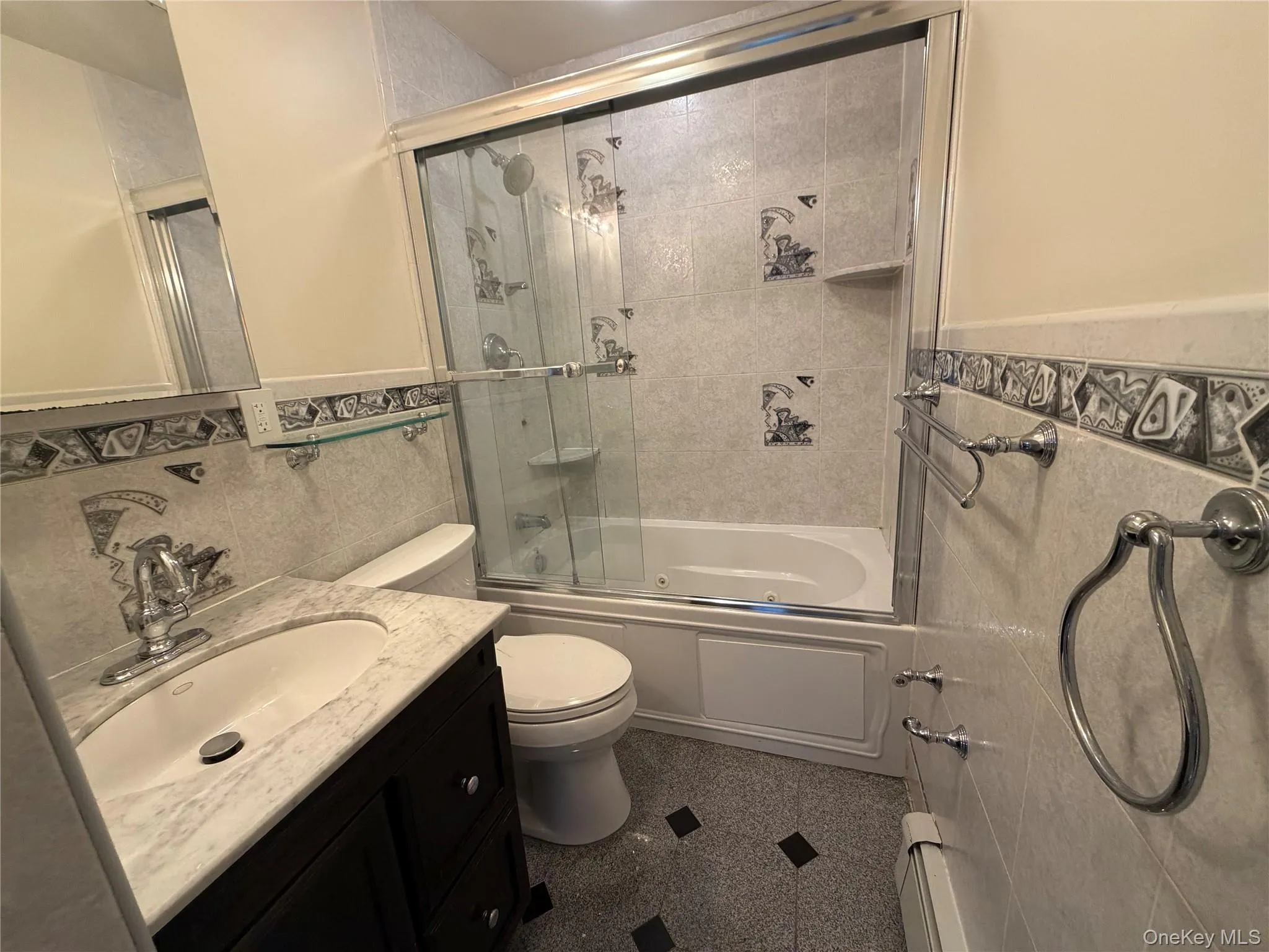 21707 134th Road, New York, NY, 3 Bedrooms Bedrooms, 5 Rooms Rooms,1 BathroomBathrooms,Residential Lease,For Rent,134th,0,1009501 21707 134th Road, New York, NY, 3 Bedrooms Bedrooms, 5 Rooms Rooms,1 BathroomBathrooms,Residential Lease,For Rent,134th,0,1009501