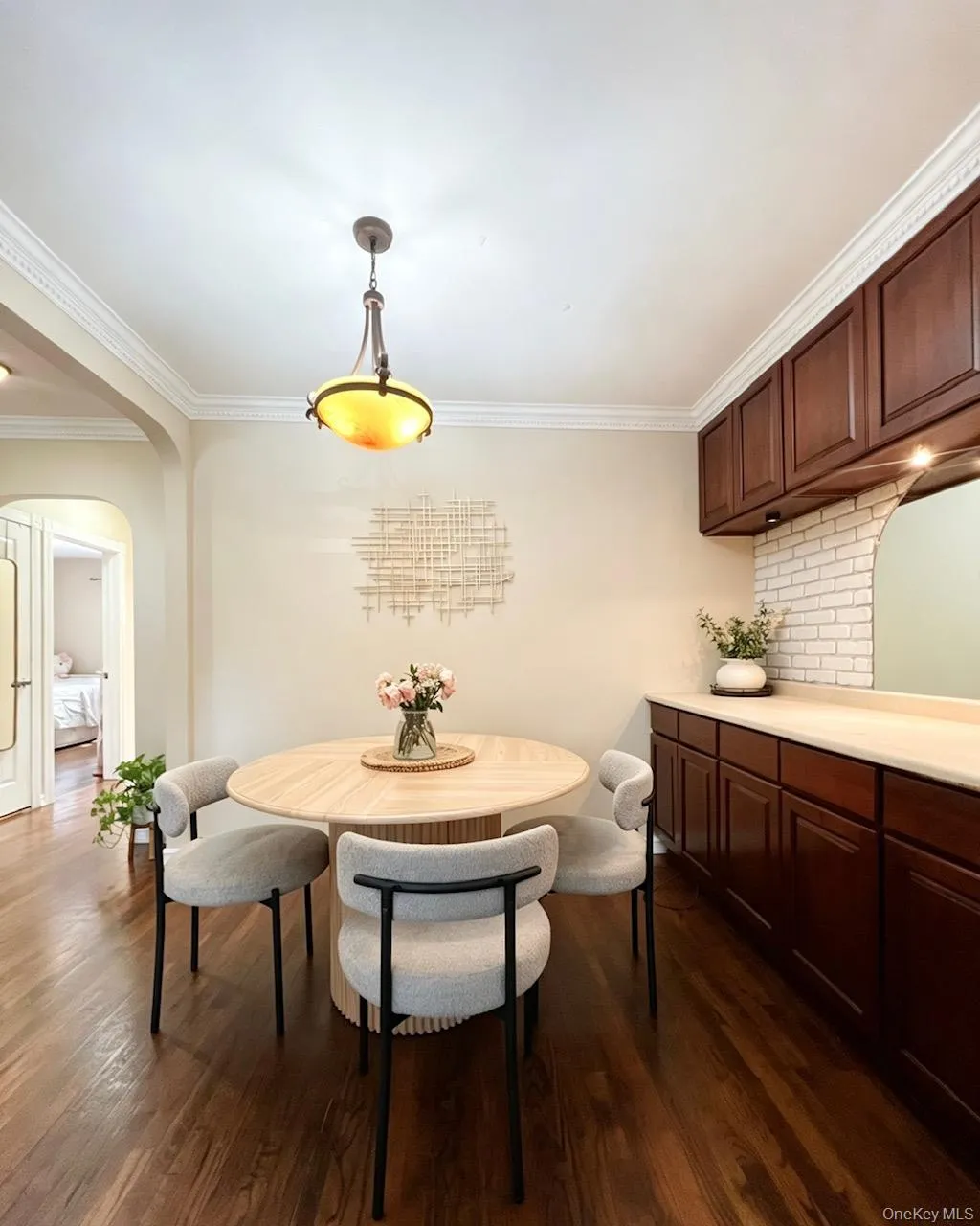 6968 137th Street, New York, NY, 2 Bedrooms Bedrooms, 5 Rooms Rooms,1 BathroomBathrooms,Residential,For Rent,137th,0,1009505 6968 137th Street, New York, NY, 2 Bedrooms Bedrooms, 5 Rooms Rooms,1 BathroomBathrooms,Residential,For Rent,137th,0,1009505