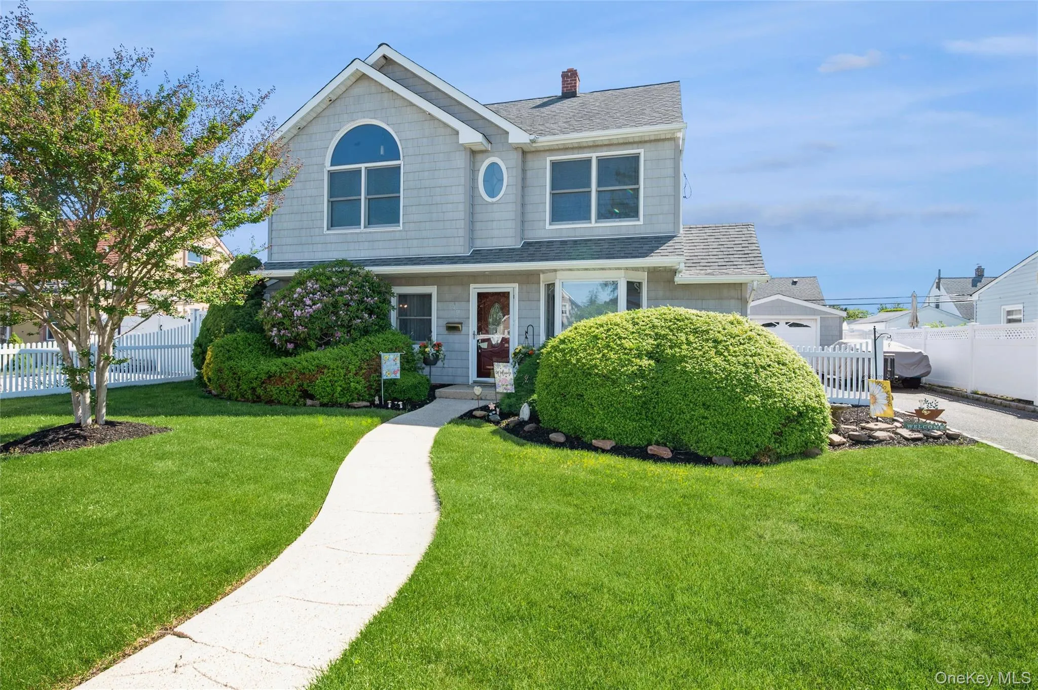 49 Harness Lane, Hempstead, NY, 4 Bedrooms Bedrooms, 9 Rooms Rooms,2 BathroomsBathrooms,Residential,For Rent,Harness,0,1009508 49 Harness Lane, Hempstead, NY, 4 Bedrooms Bedrooms, 9 Rooms Rooms,2 BathroomsBathrooms,Residential,For Rent,Harness,0,1009508