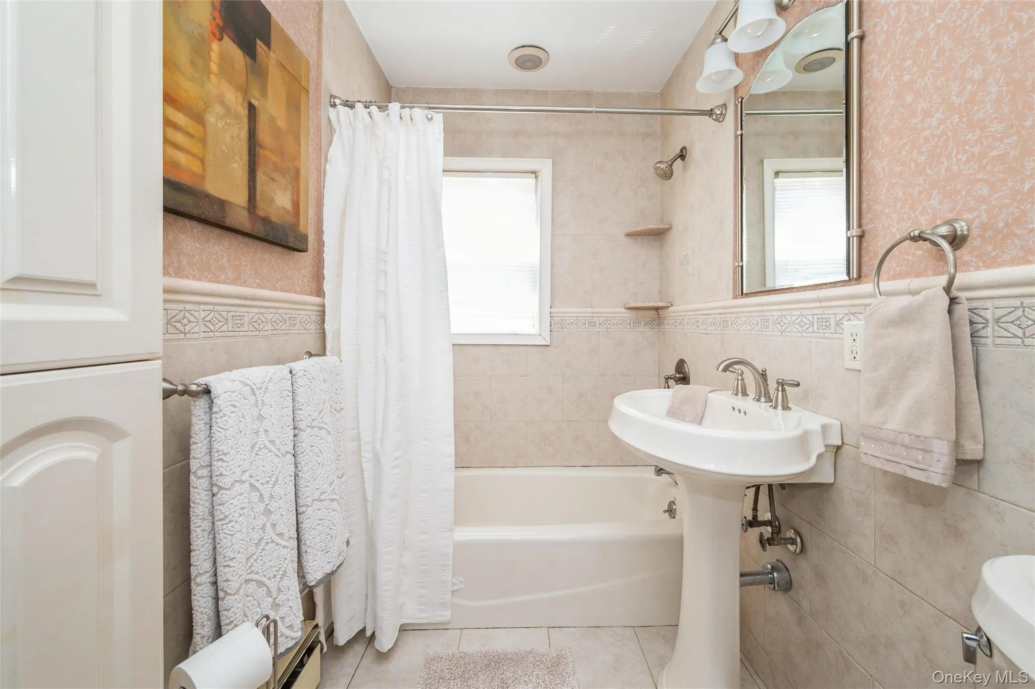 49 Harness Lane, Hempstead, NY, 4 Bedrooms Bedrooms, 9 Rooms Rooms,2 BathroomsBathrooms,Residential,For Rent,Harness,0,1009508 49 Harness Lane, Hempstead, NY, 4 Bedrooms Bedrooms, 9 Rooms Rooms,2 BathroomsBathrooms,Residential,For Rent,Harness,0,1009508
