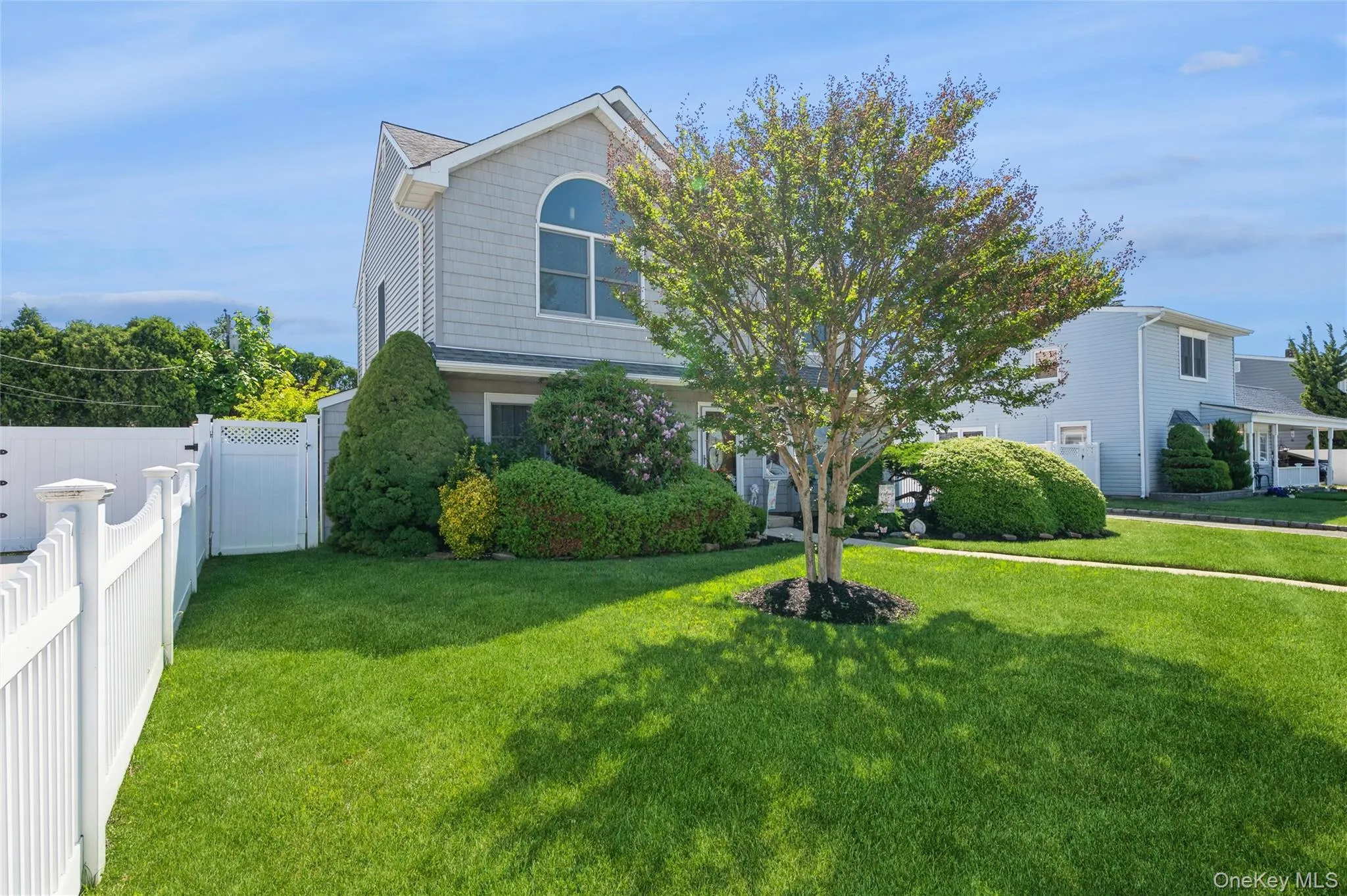 49 Harness Lane, Hempstead, NY, 4 Bedrooms Bedrooms, 9 Rooms Rooms,2 BathroomsBathrooms,Residential,For Rent,Harness,0,1009508 49 Harness Lane, Hempstead, NY, 4 Bedrooms Bedrooms, 9 Rooms Rooms,2 BathroomsBathrooms,Residential,For Rent,Harness,0,1009508