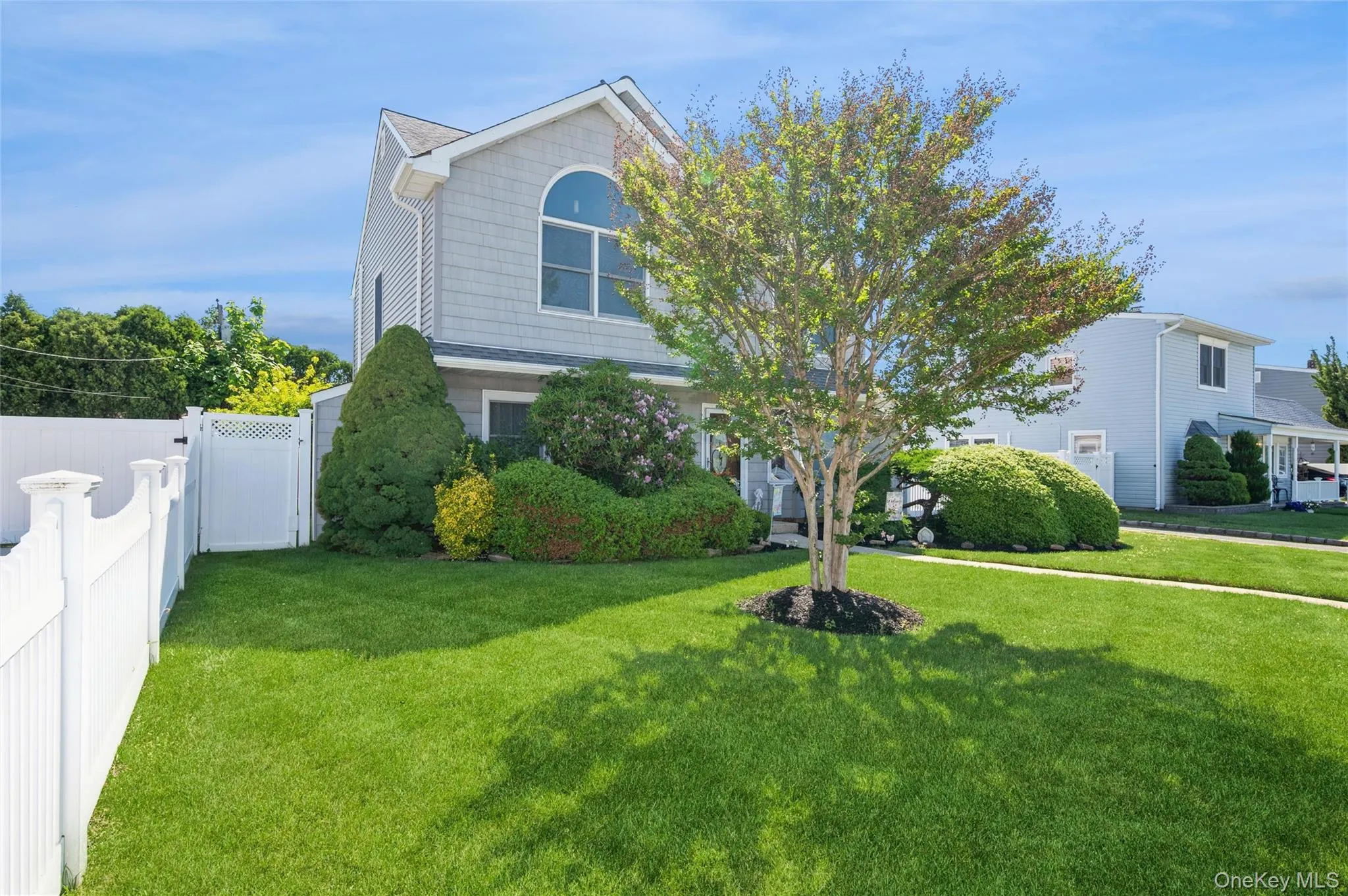 49 Harness Lane, Hempstead, NY, 4 Bedrooms Bedrooms, 9 Rooms Rooms,2 BathroomsBathrooms,Residential,For Rent,Harness,0,1009508 49 Harness Lane, Hempstead, NY, 4 Bedrooms Bedrooms, 9 Rooms Rooms,2 BathroomsBathrooms,Residential,For Rent,Harness,0,1009508