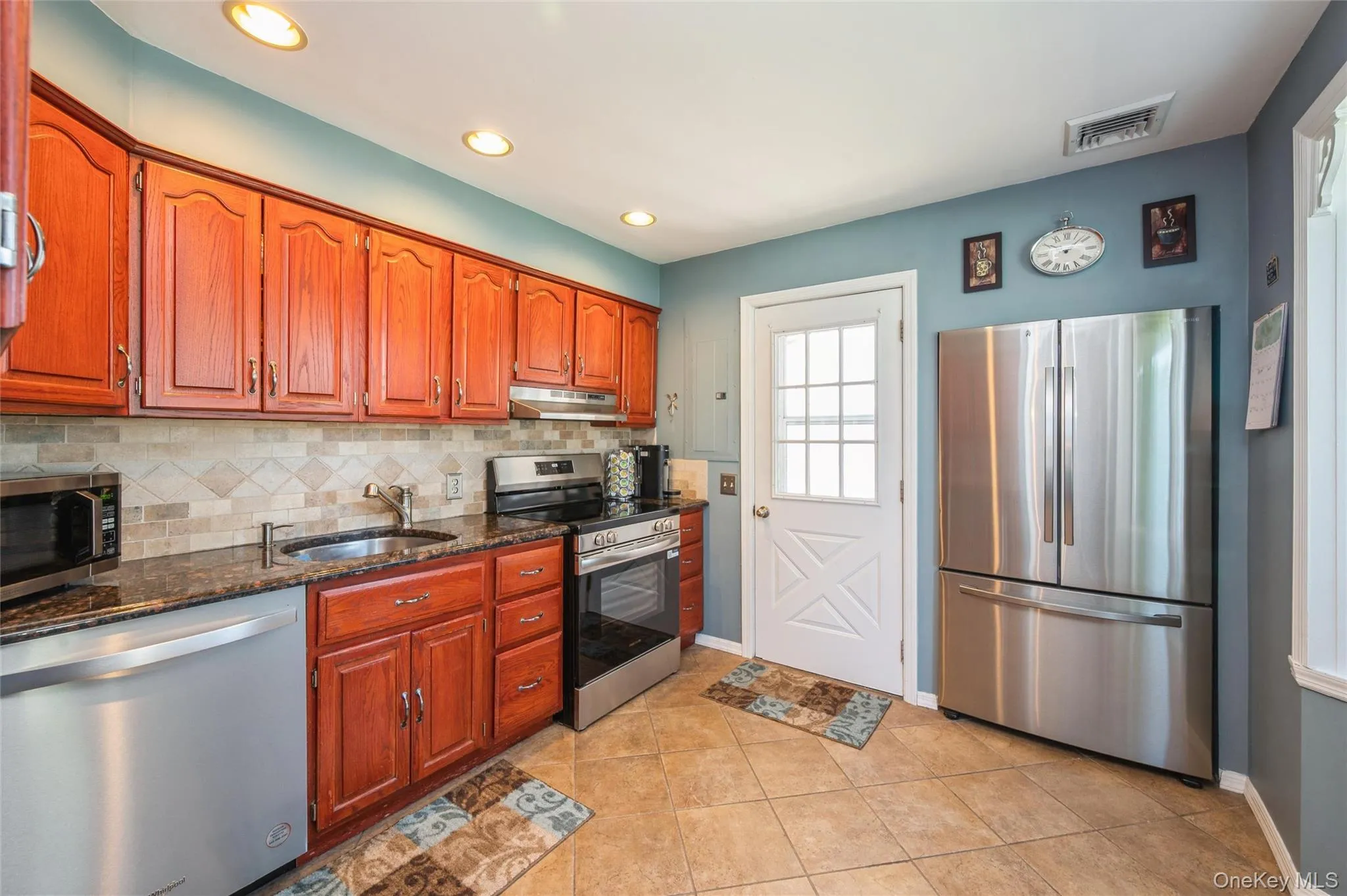 49 Harness Lane, Hempstead, NY, 4 Bedrooms Bedrooms, 9 Rooms Rooms,2 BathroomsBathrooms,Residential,For Rent,Harness,0,1009508 49 Harness Lane, Hempstead, NY, 4 Bedrooms Bedrooms, 9 Rooms Rooms,2 BathroomsBathrooms,Residential,For Rent,Harness,0,1009508