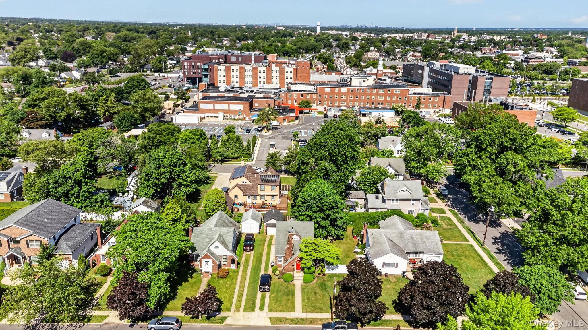 2456 Rockville Centre Parkway, Hempstead, NY, 3 Bedrooms Bedrooms, 7 Rooms Rooms,2 BathroomsBathrooms,Residential,For Rent,Rockville Centre,0,1009511 2456 Rockville Centre Parkway, Hempstead, NY, 3 Bedrooms Bedrooms, 7 Rooms Rooms,2 BathroomsBathrooms,Residential,For Rent,Rockville Centre,0,1009511