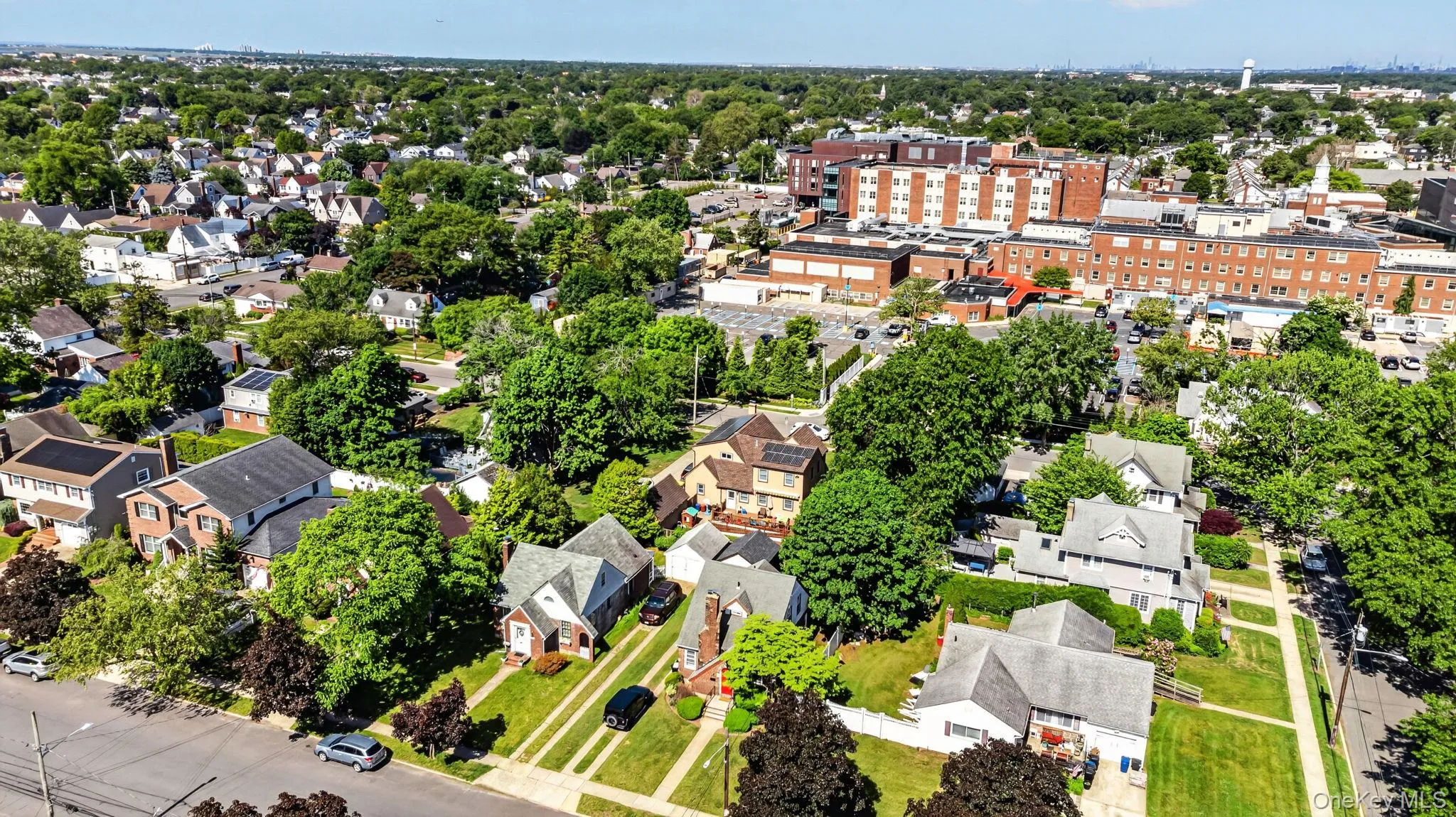 2456 Rockville Centre Parkway, Hempstead, NY, 3 Bedrooms Bedrooms, 7 Rooms Rooms,2 BathroomsBathrooms,Residential,For Rent,Rockville Centre,0,1009511 2456 Rockville Centre Parkway, Hempstead, NY, 3 Bedrooms Bedrooms, 7 Rooms Rooms,2 BathroomsBathrooms,Residential,For Rent,Rockville Centre,0,1009511