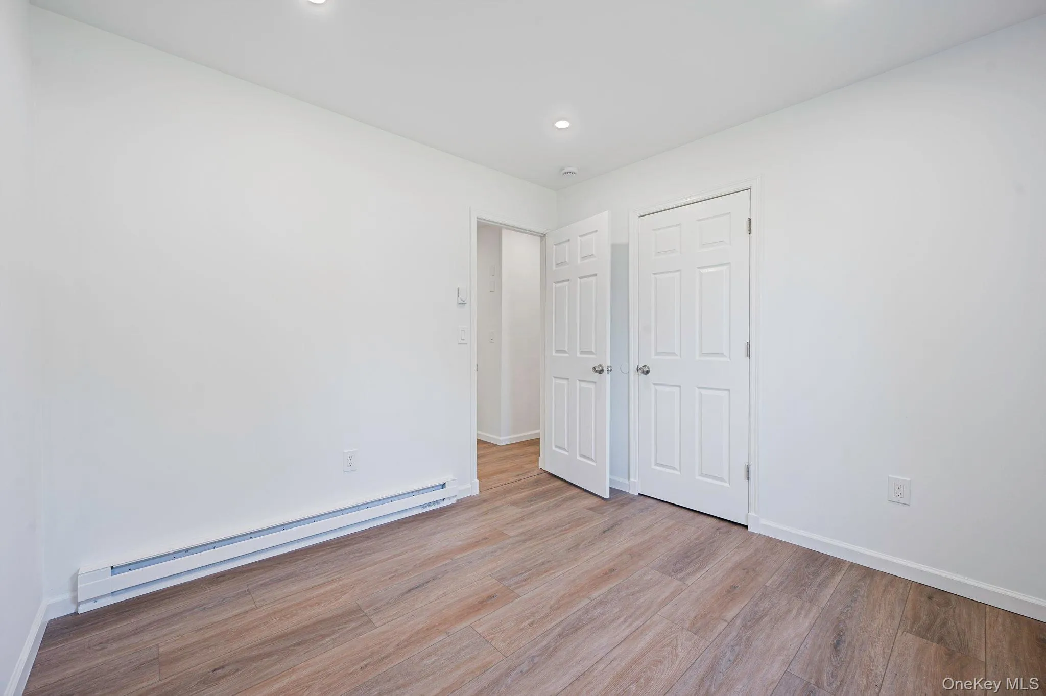 655 Post Avenue, Brookhaven, NY, 3 Bedrooms Bedrooms, 6 Rooms Rooms,1 BathroomBathrooms,Residential Lease,For Rent,Post,0,1009512 655 Post Avenue, Brookhaven, NY, 3 Bedrooms Bedrooms, 6 Rooms Rooms,1 BathroomBathrooms,Residential Lease,For Rent,Post,0,1009512