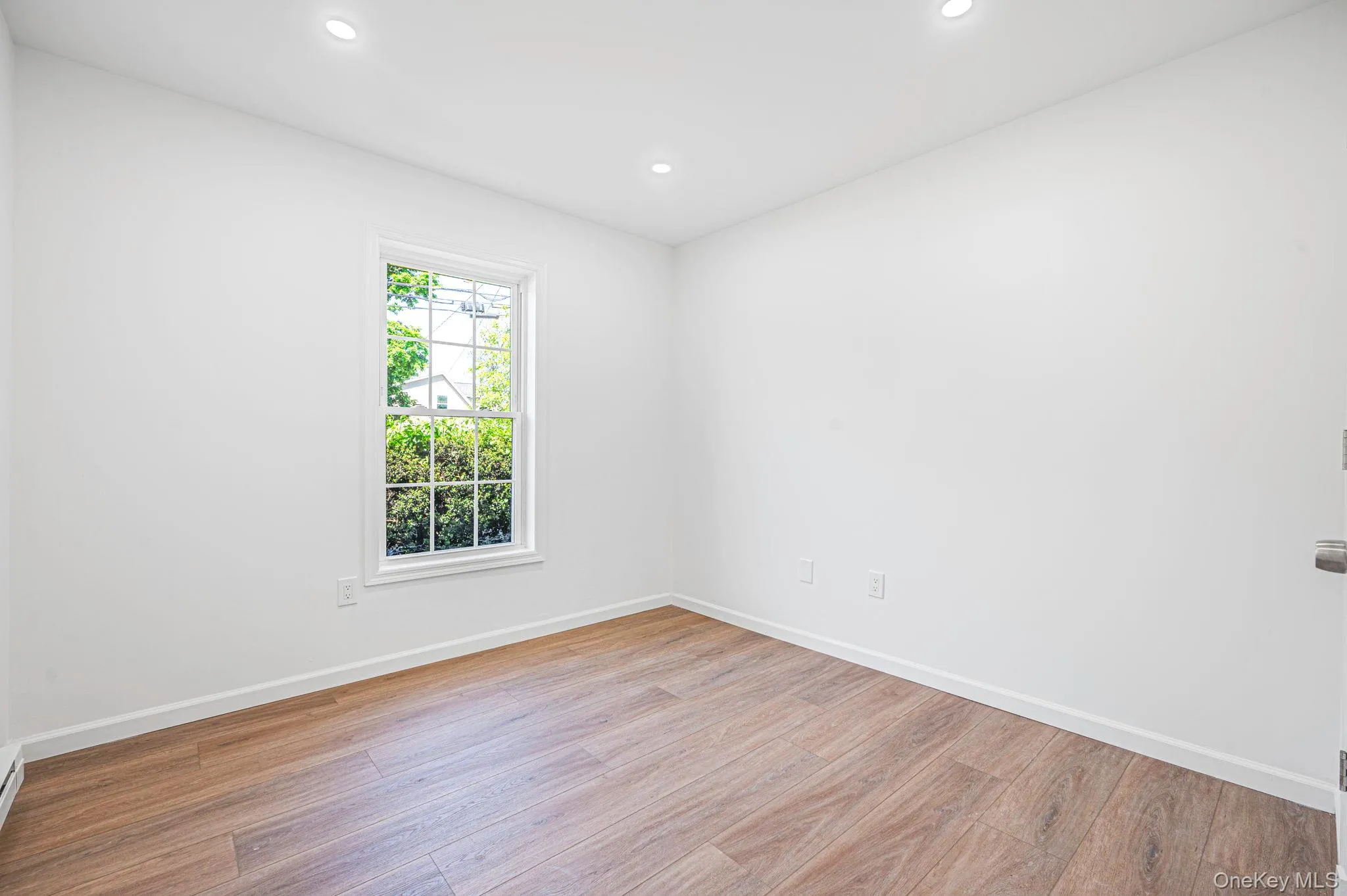 655 Post Avenue, Brookhaven, NY, 3 Bedrooms Bedrooms, 6 Rooms Rooms,1 BathroomBathrooms,Residential Lease,For Rent,Post,0,1009512 655 Post Avenue, Brookhaven, NY, 3 Bedrooms Bedrooms, 6 Rooms Rooms,1 BathroomBathrooms,Residential Lease,For Rent,Post,0,1009512