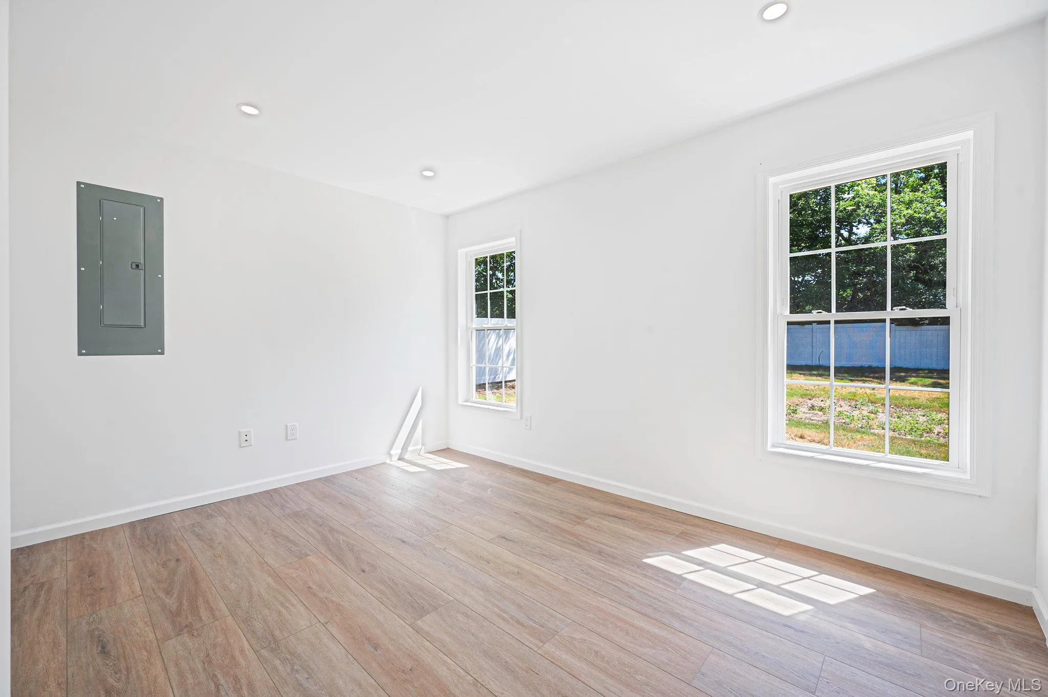 655 Post Avenue, Brookhaven, NY, 3 Bedrooms Bedrooms, 6 Rooms Rooms,1 BathroomBathrooms,Residential Lease,For Rent,Post,0,1009512 655 Post Avenue, Brookhaven, NY, 3 Bedrooms Bedrooms, 6 Rooms Rooms,1 BathroomBathrooms,Residential Lease,For Rent,Post,0,1009512