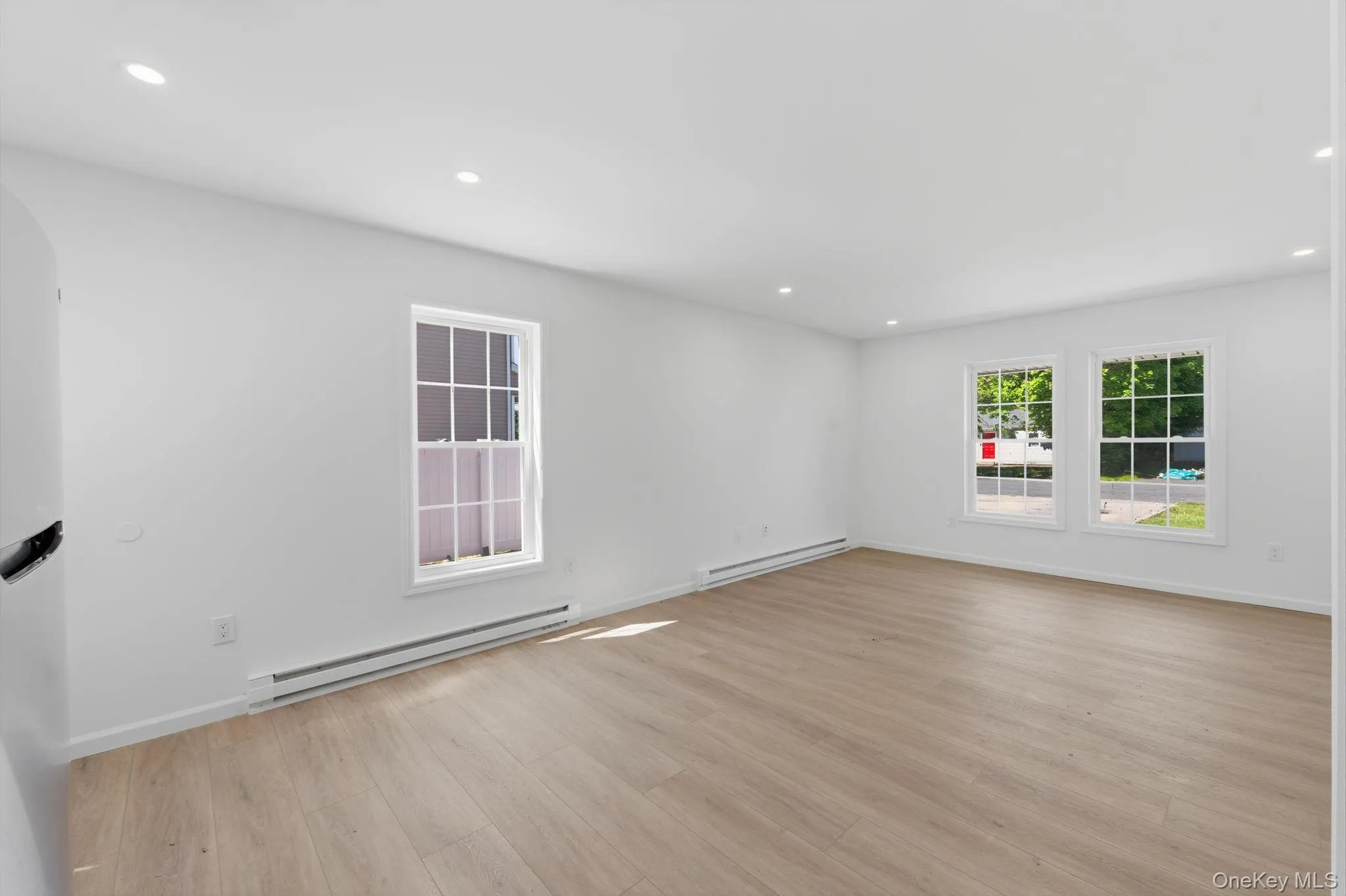 655 Post Avenue, Brookhaven, NY, 3 Bedrooms Bedrooms, 6 Rooms Rooms,1 BathroomBathrooms,Residential Lease,For Rent,Post,0,1009512 655 Post Avenue, Brookhaven, NY, 3 Bedrooms Bedrooms, 6 Rooms Rooms,1 BathroomBathrooms,Residential Lease,For Rent,Post,0,1009512