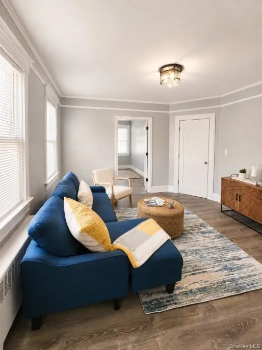 158 Cleveland Avenue, North Hempstead, NY, 1 Bedroom Bedrooms, 3 Rooms Rooms,1 BathroomBathrooms,Residential Lease,For Rent,Cleveland,0,1009516 158 Cleveland Avenue, North Hempstead, NY, 1 Bedroom Bedrooms, 3 Rooms Rooms,1 BathroomBathrooms,Residential Lease,For Rent,Cleveland,0,1009516